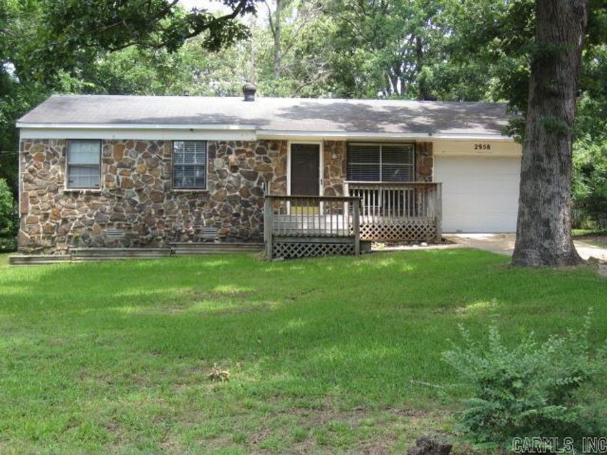 Cute home located in Lake Sail-em sub.  New paint, laminate wood floors, big fenced yard, covered patio, 1 car garage.  Qualifies for USDA loan.  Owner financing possible.
