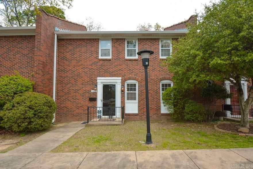 You will love the ease of living in this good looking 3 bedroom, 2.5 bathroom townhouse style condominium in Cambridge Place located in the heart of West Little Rock. Hand scraped wood floors in the two living areas, granite counter tops in the kitchen and baths, and neutral paint color. A new hot water tank was installed in 2017. The master bedroom has a wonderful closet and dressing area. Enjoy your deep shaded, north facing, private patio on summer evenings. POA has a first right of refusal.