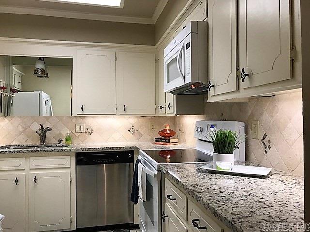 CAMBRIDGE PLACE HPR - Residential