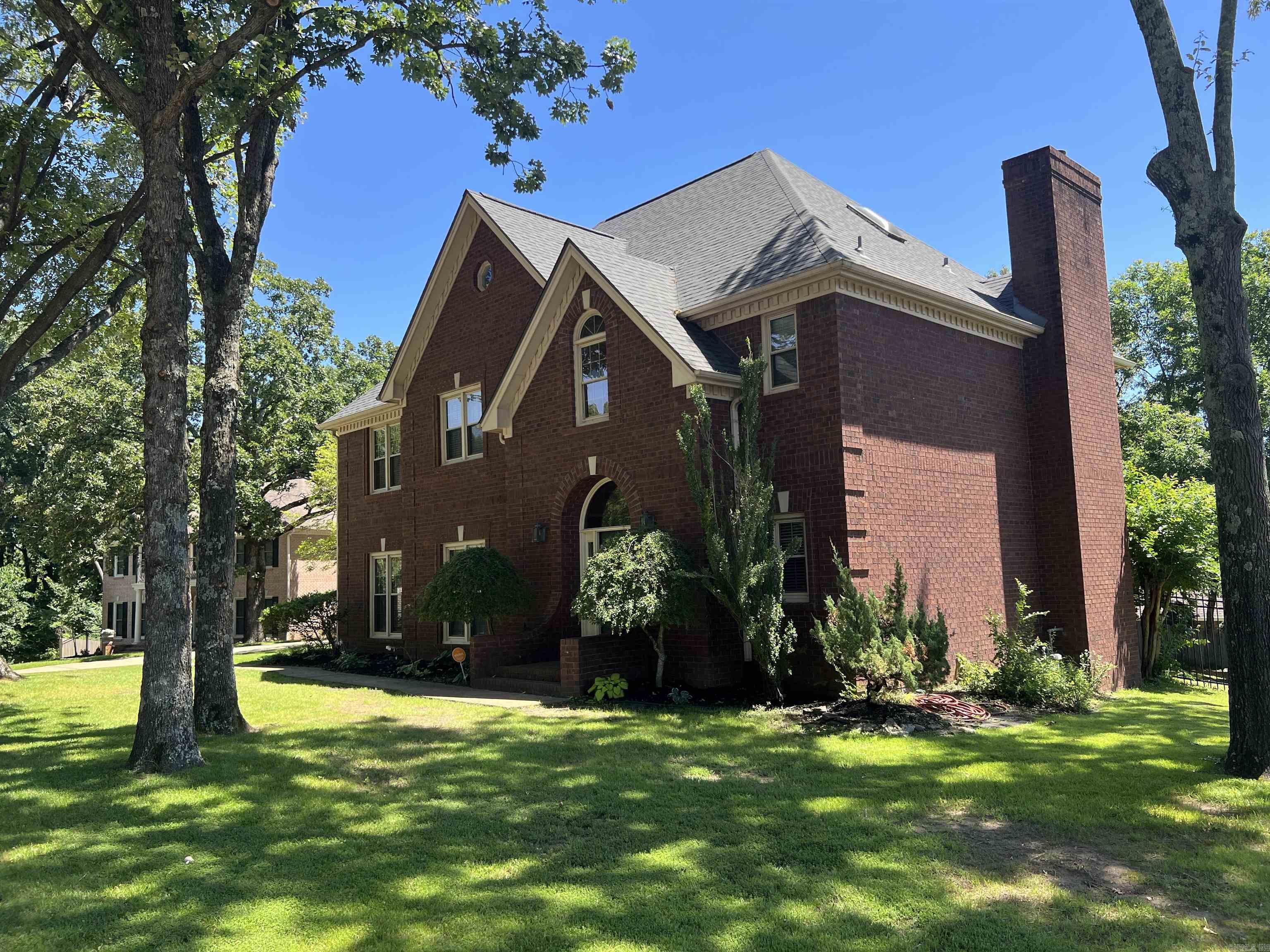 WOODSPRINGS ESTATES PHASE III - Residential