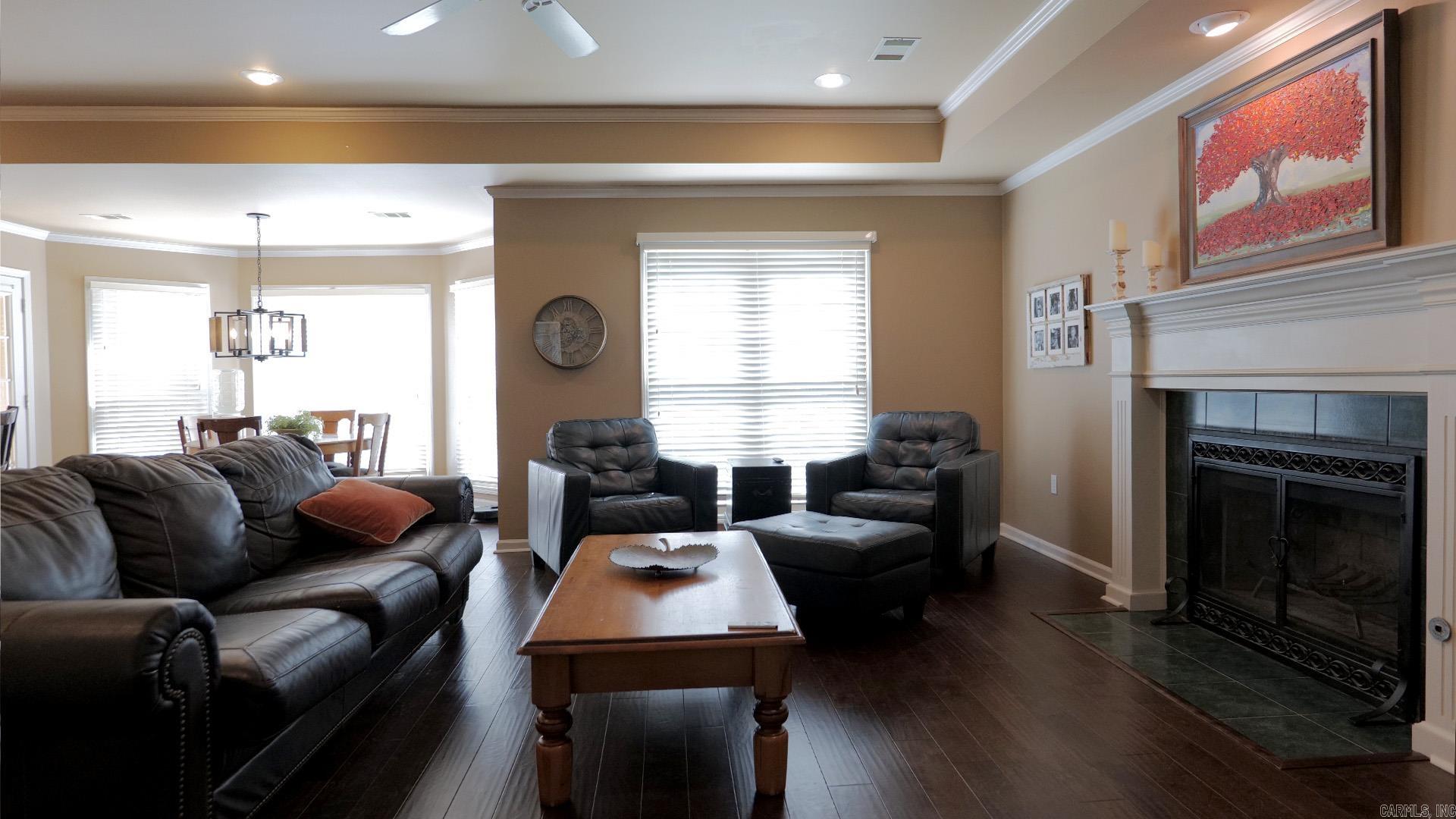 WOODSPRINGS ESTATES PHASE III - Residential