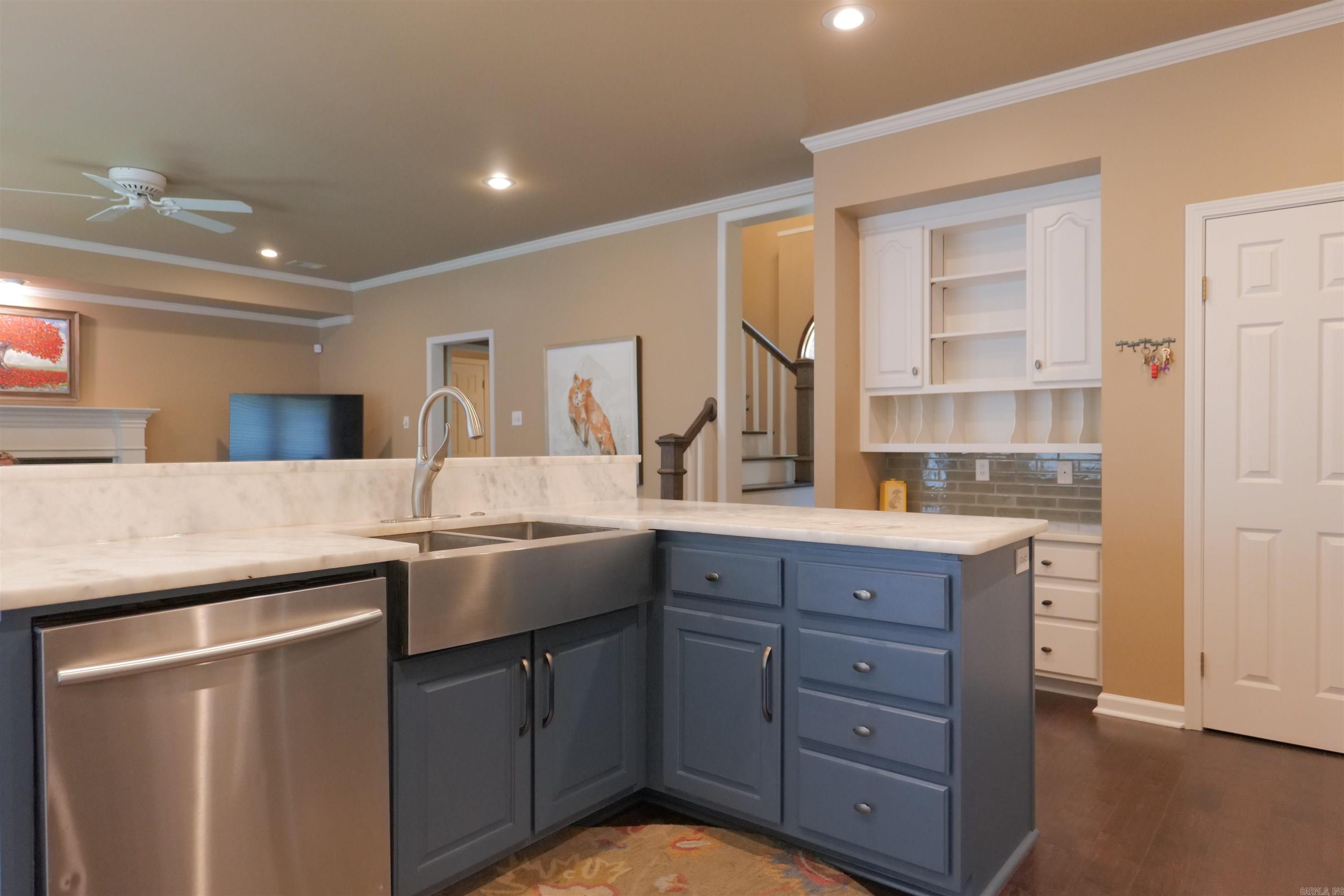 WOODSPRINGS ESTATES PHASE III - Residential