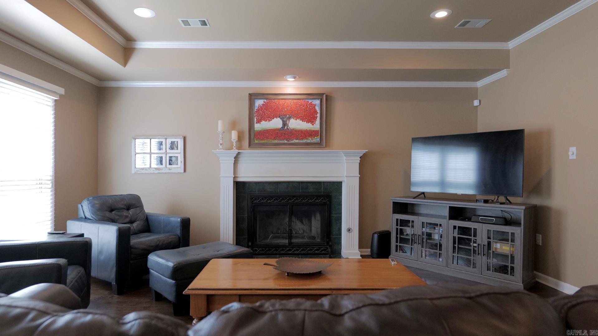 WOODSPRINGS ESTATES PHASE III - Residential