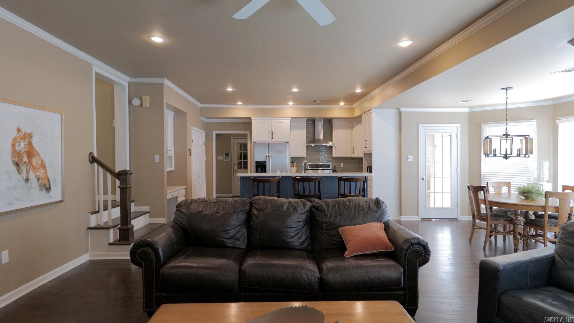 WOODSPRINGS ESTATES PHASE III - Residential