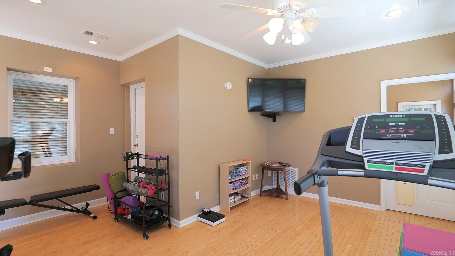 WOODSPRINGS ESTATES PHASE III - Residential