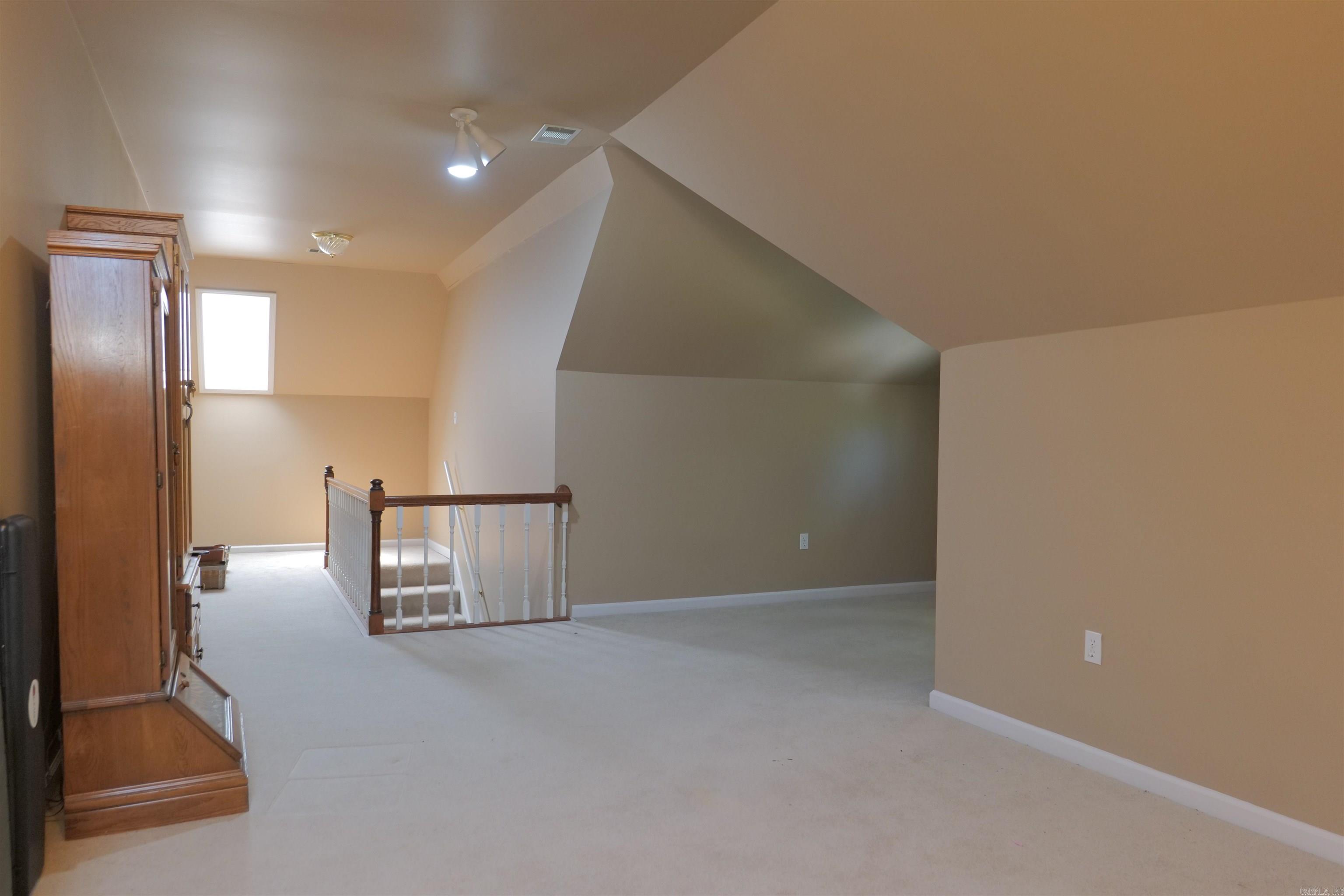 WOODSPRINGS ESTATES PHASE III - Residential