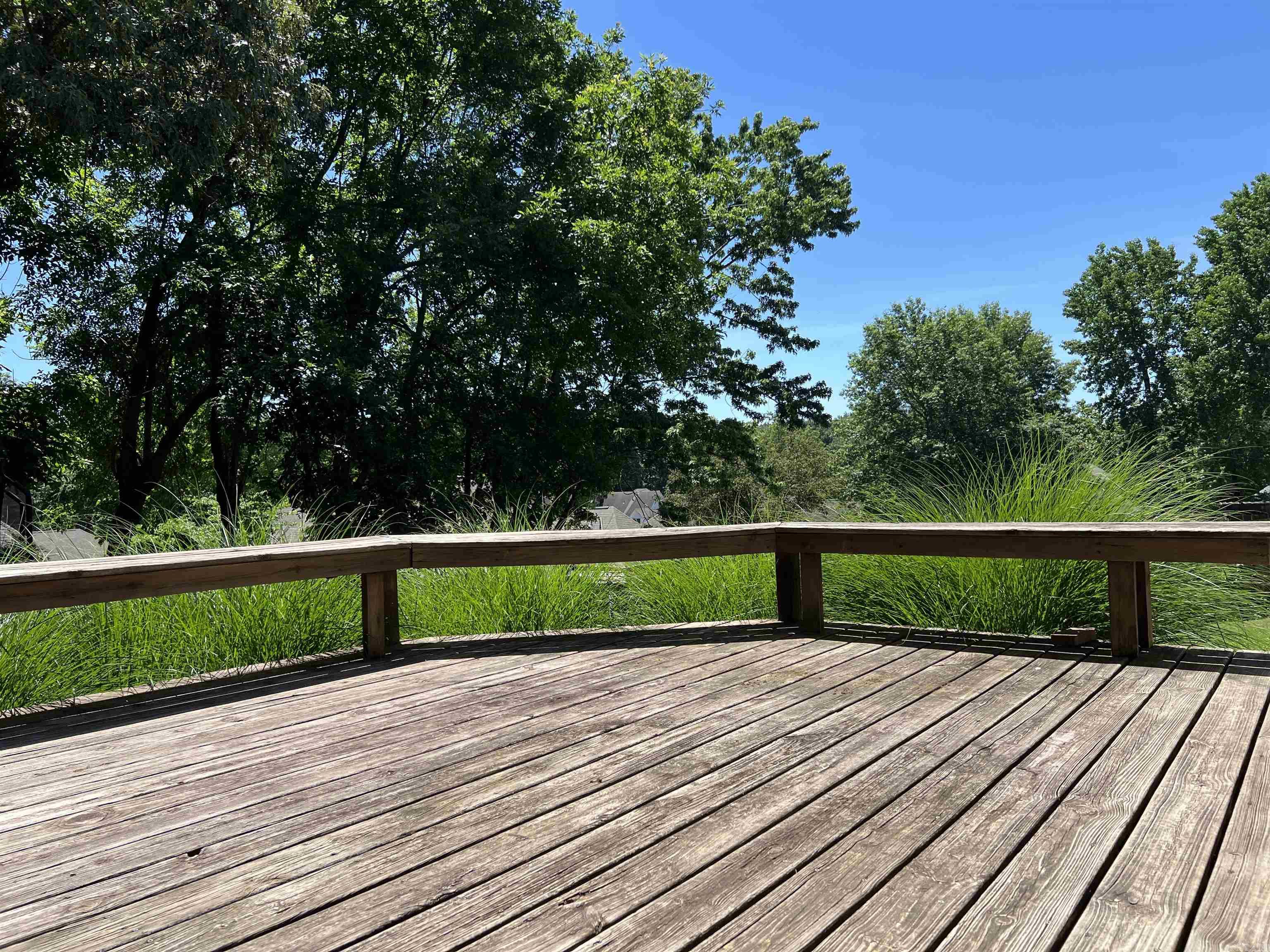 WOODSPRINGS ESTATES PHASE III - Residential