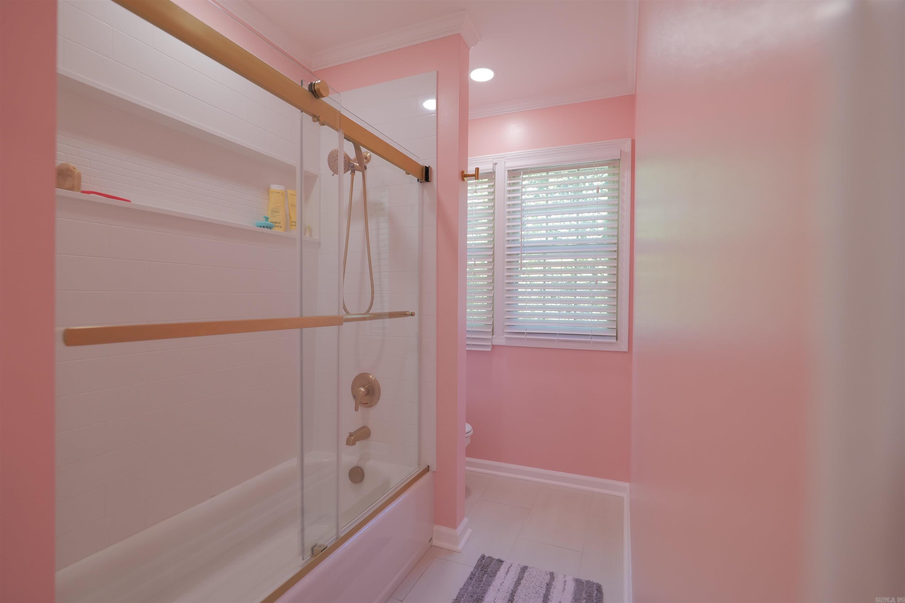 WOODSPRINGS ESTATES PHASE III - Residential