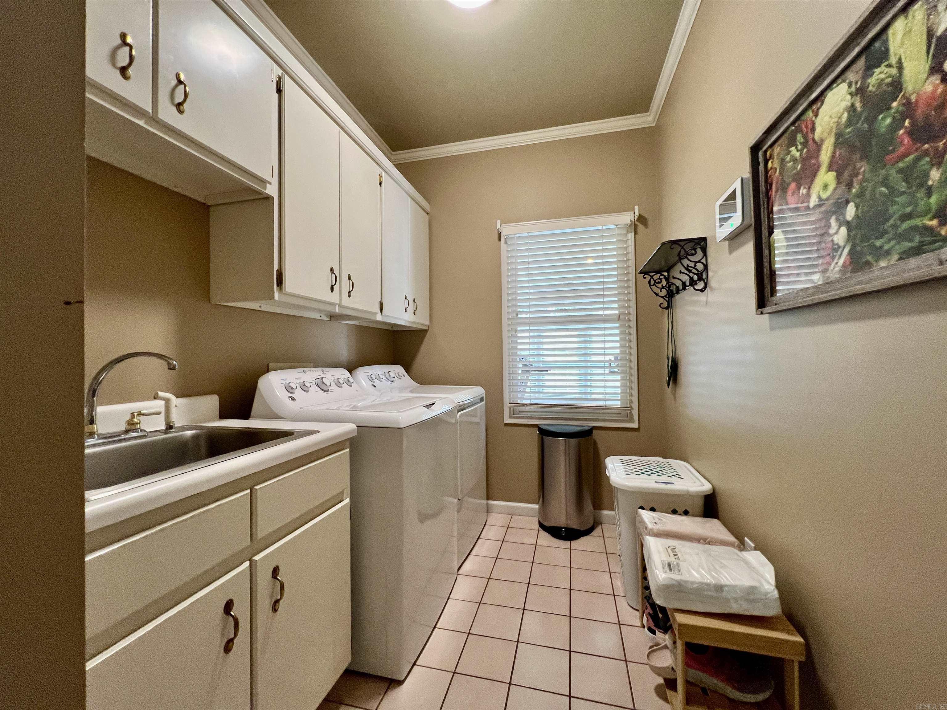 WOODSPRINGS ESTATES PHASE III - Residential