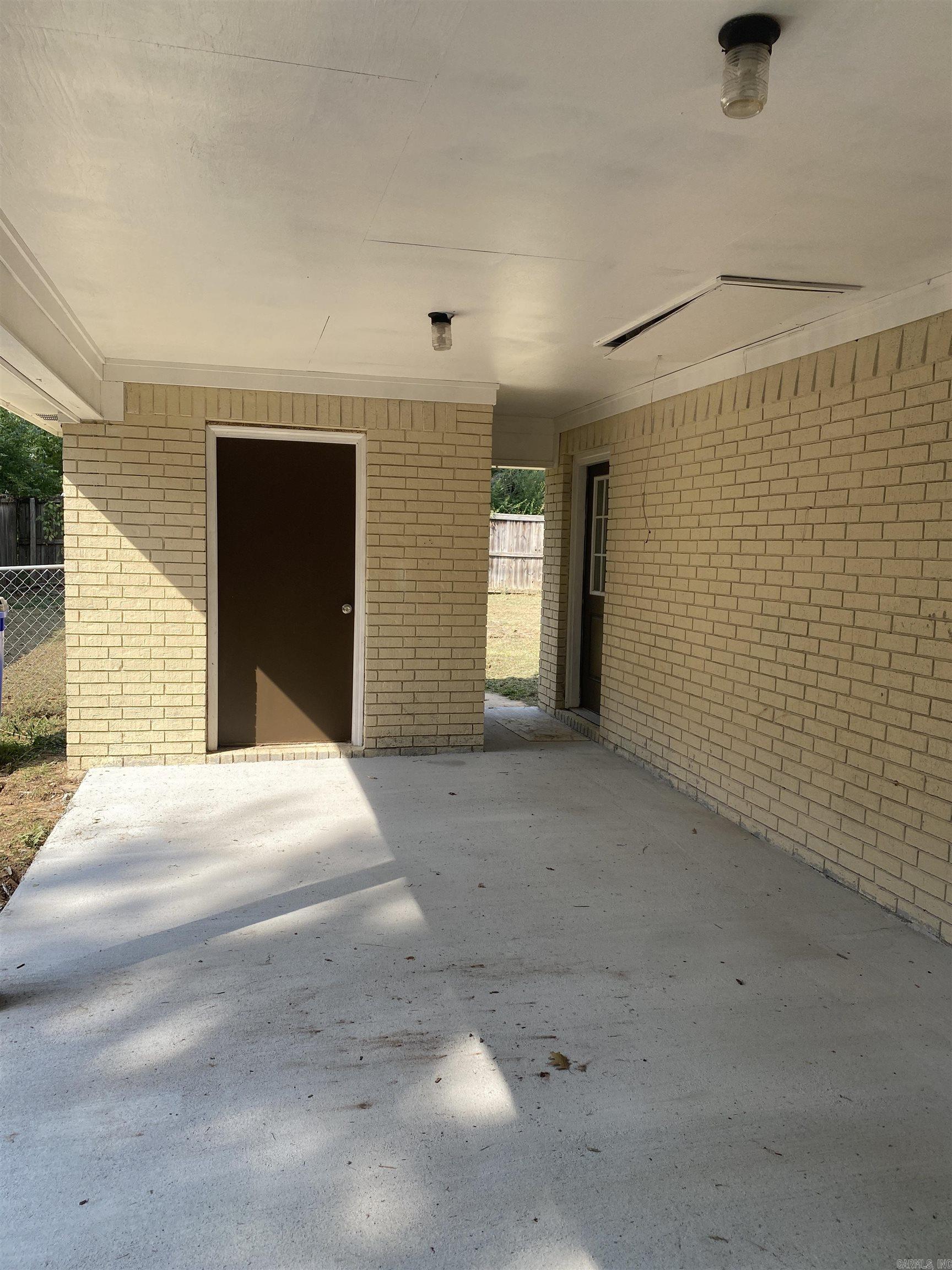 MAGNOLIA POINT - Residential