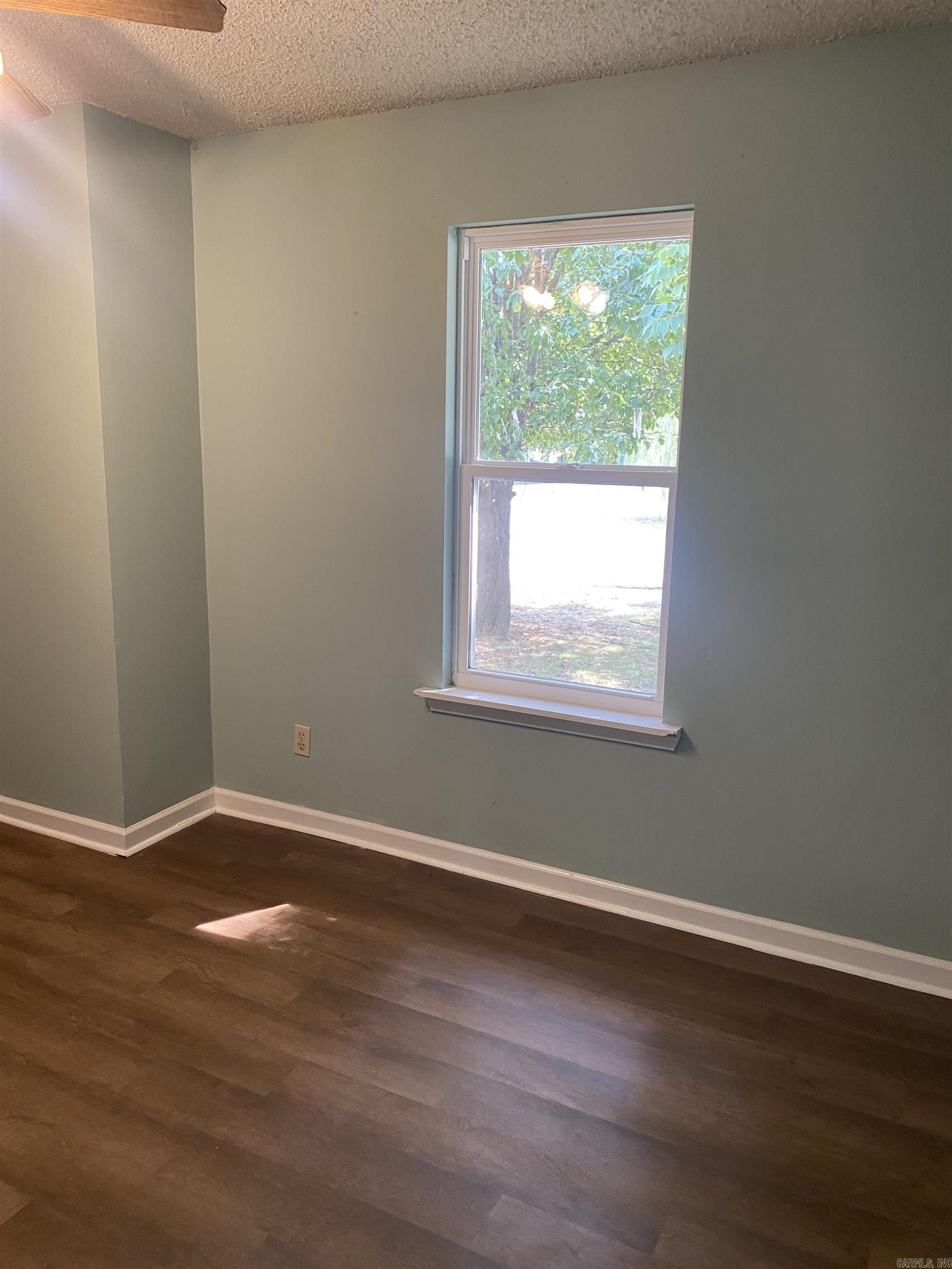 MAGNOLIA POINT - Residential