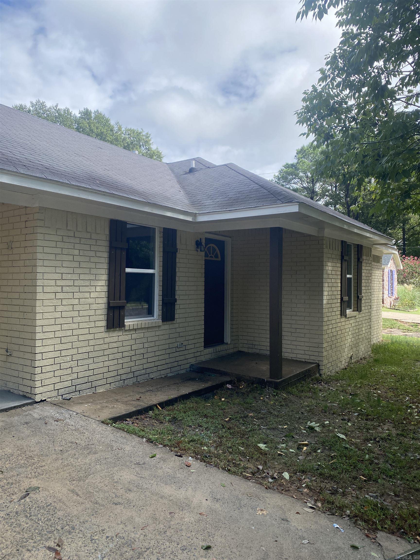 MAGNOLIA POINT - Residential