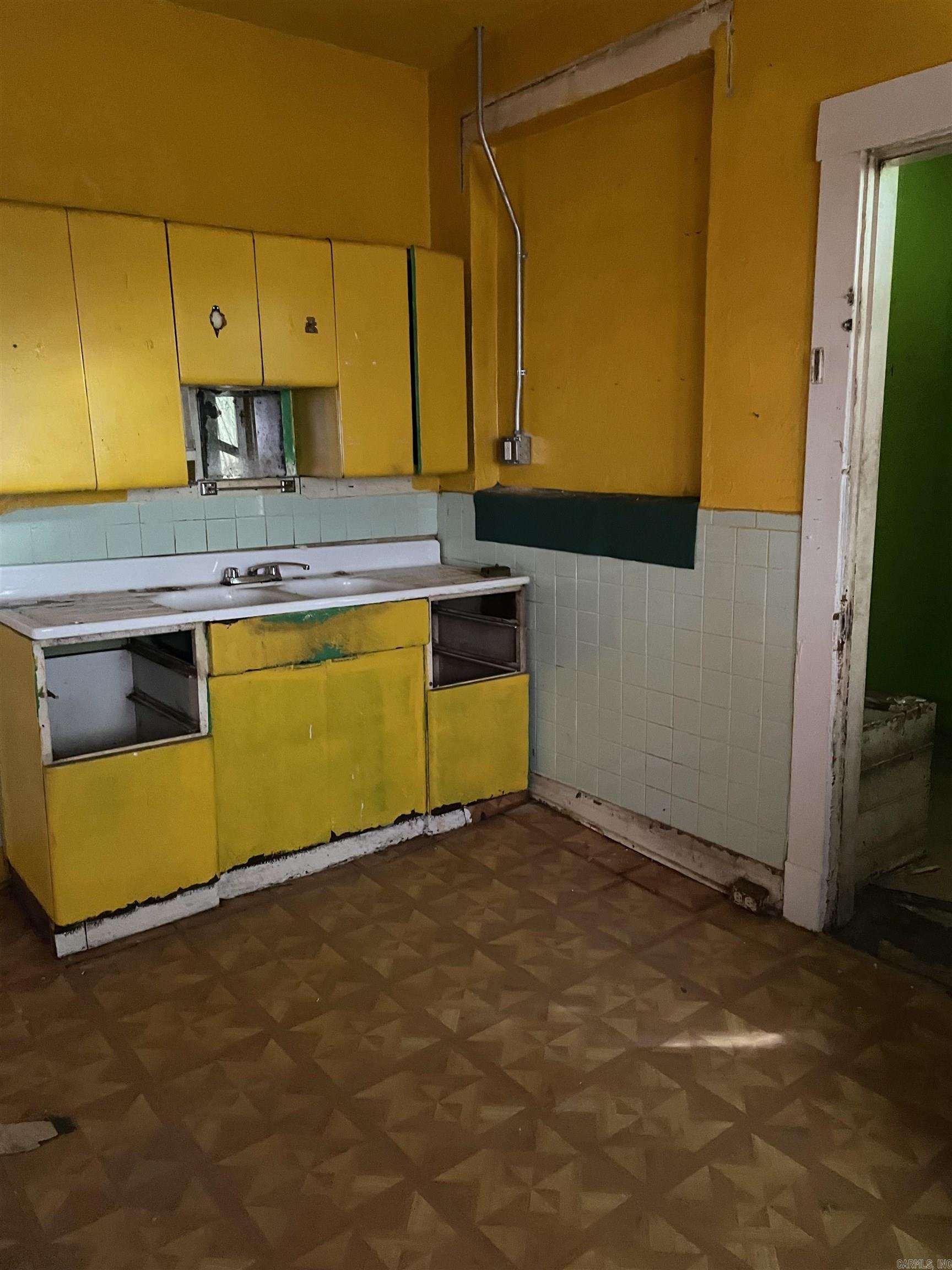 HSR BLK - Residential