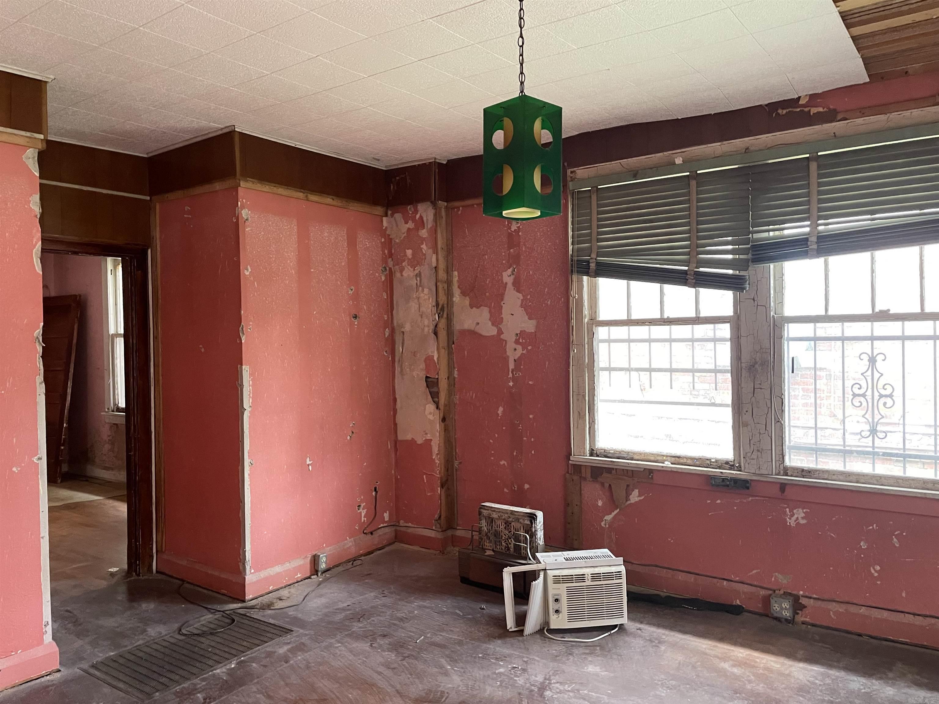 HSR BLK - Residential