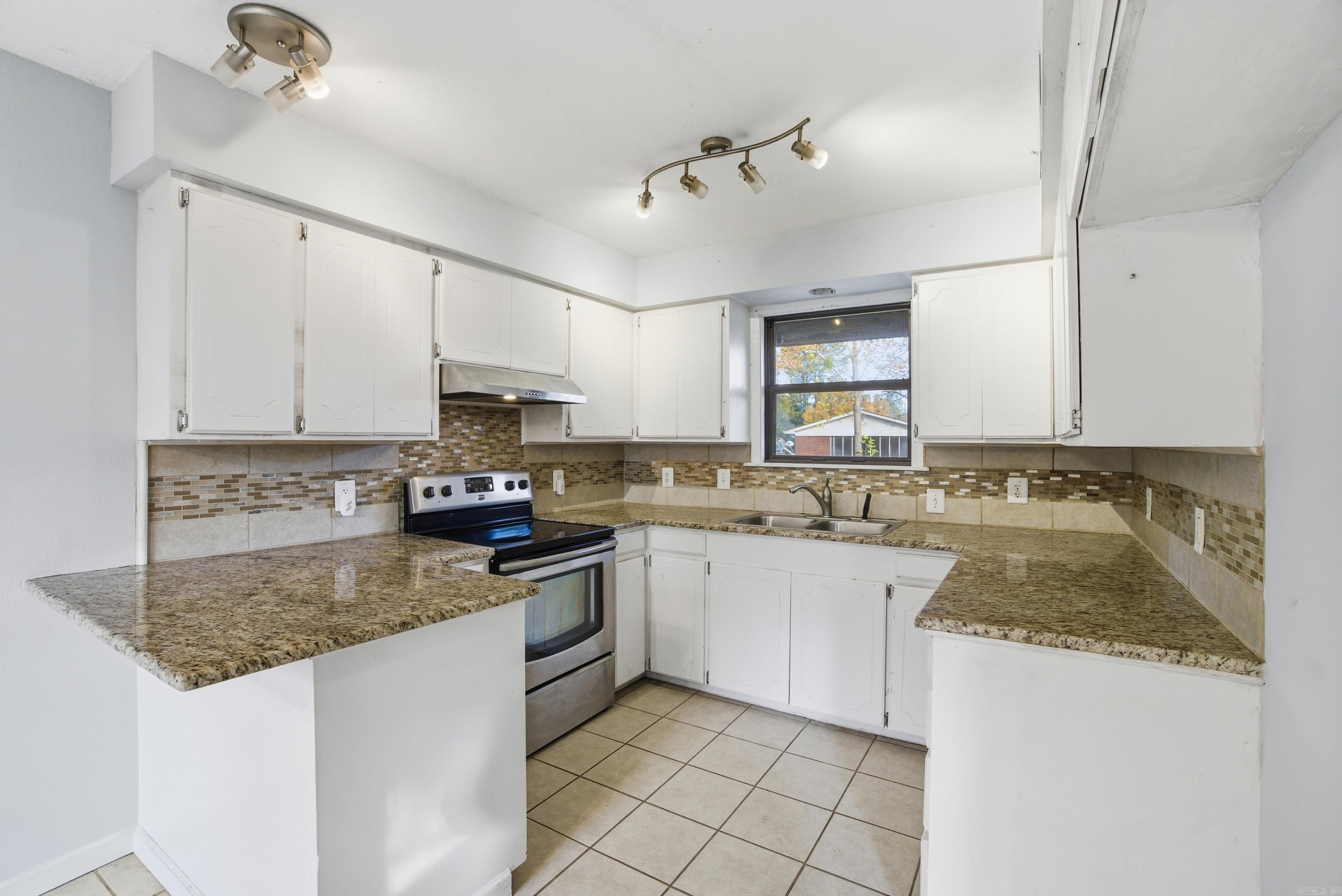 HARDIN VALLEY - Residential