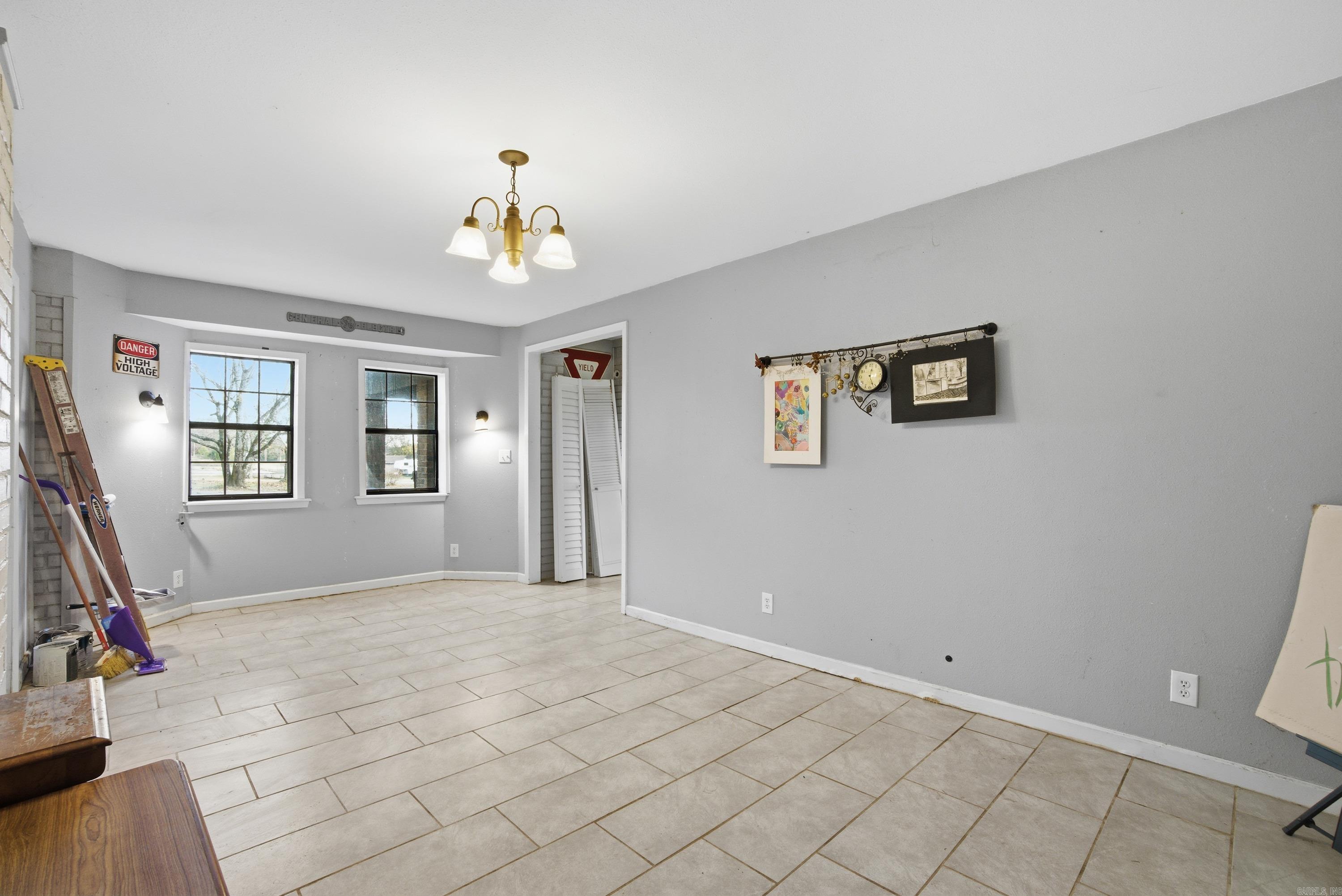 HARDIN VALLEY - Residential