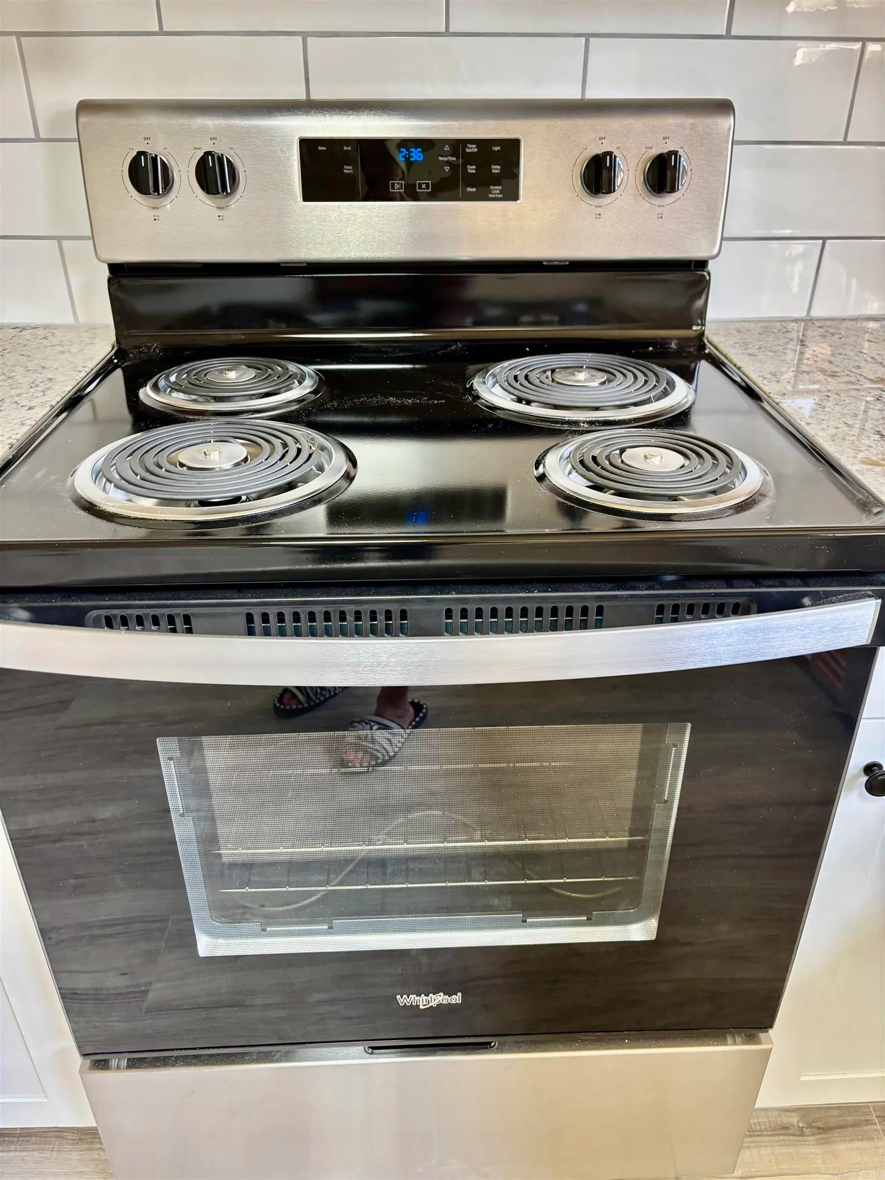 Lonoke, Arkansas 72086, United States, 2 Bedrooms Bedrooms, ,1 BathroomBathrooms,Residential,Pending,214339