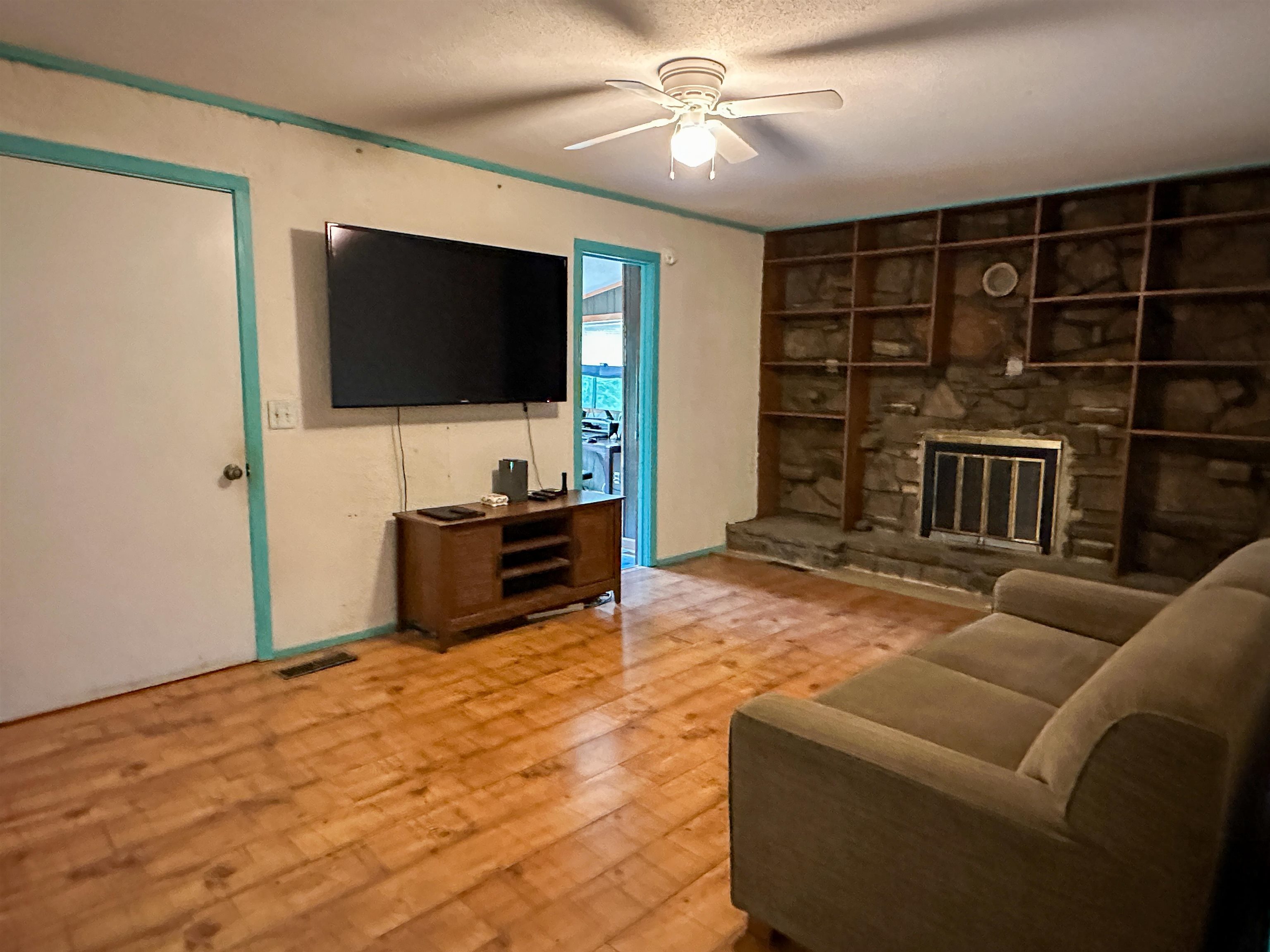 BROOKHAVEN - Residential