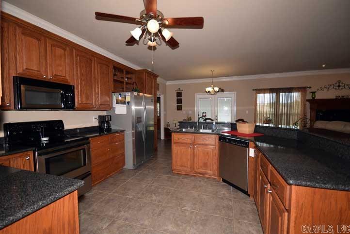 Royal Oaks - Residential