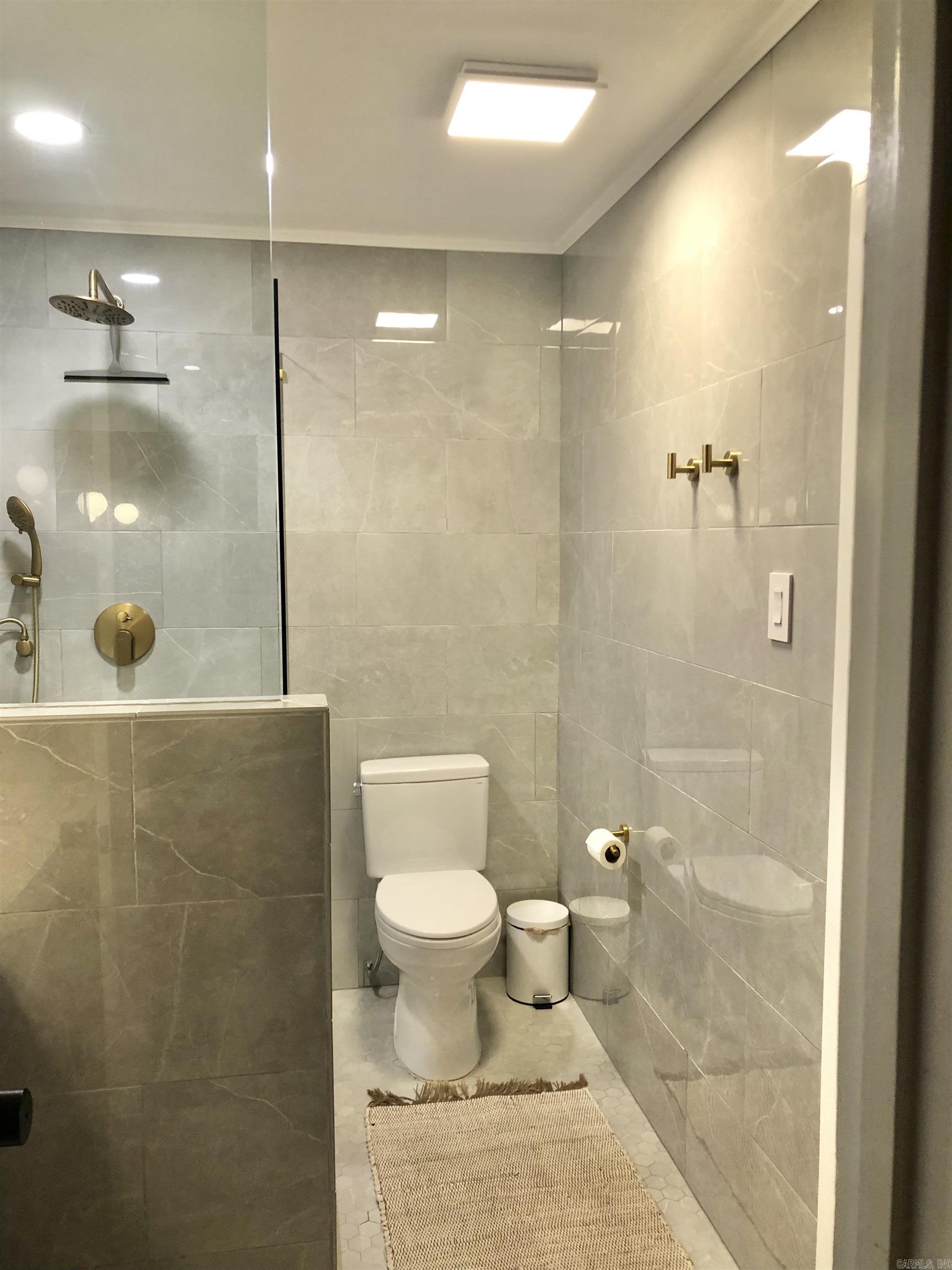 Stoney Brook - Residential Lease