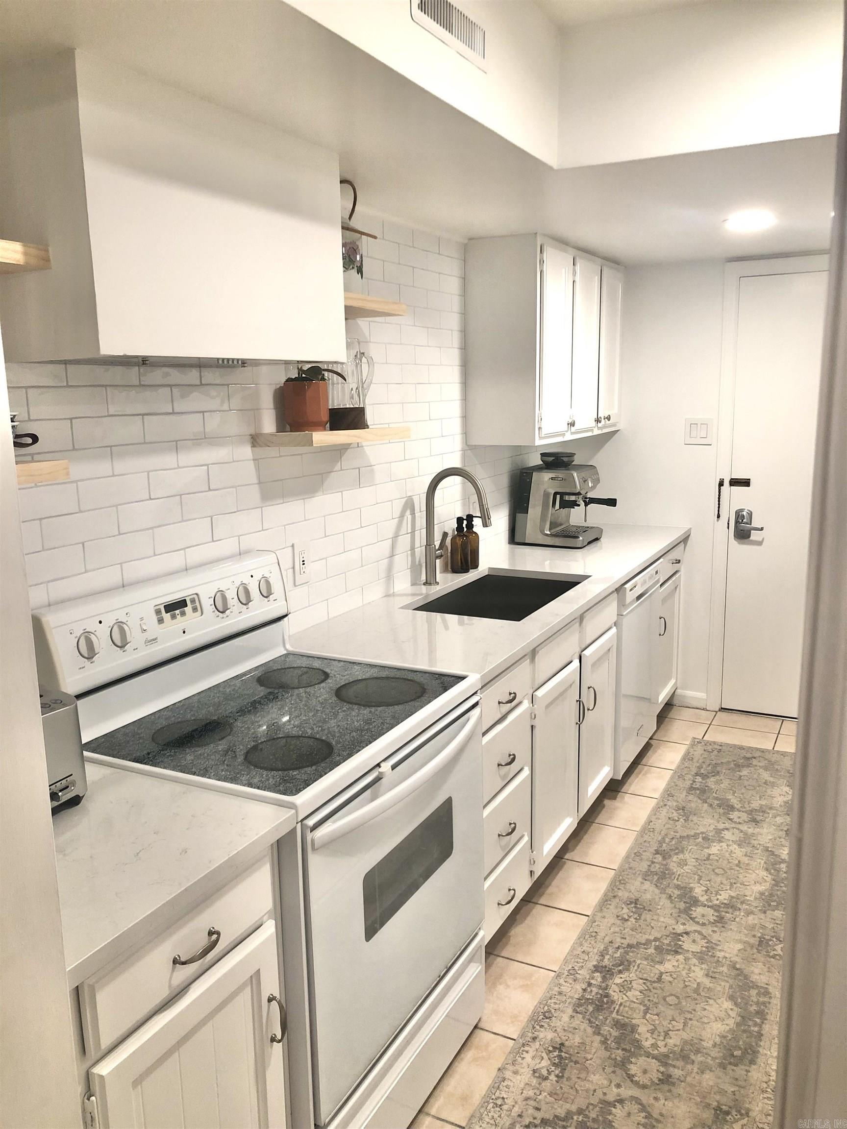 Stoney Brook - Residential Lease