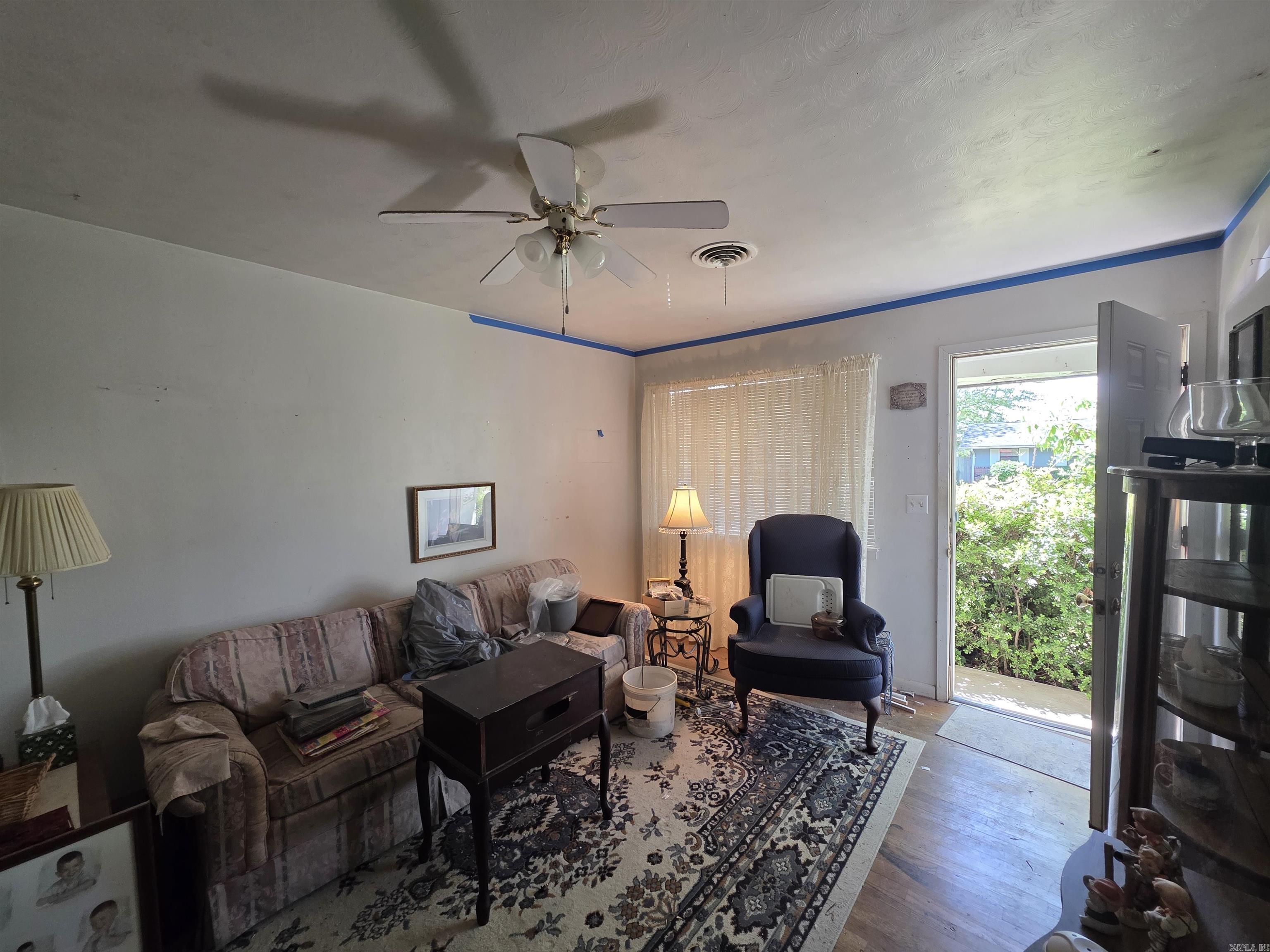 BELMONT - Residential