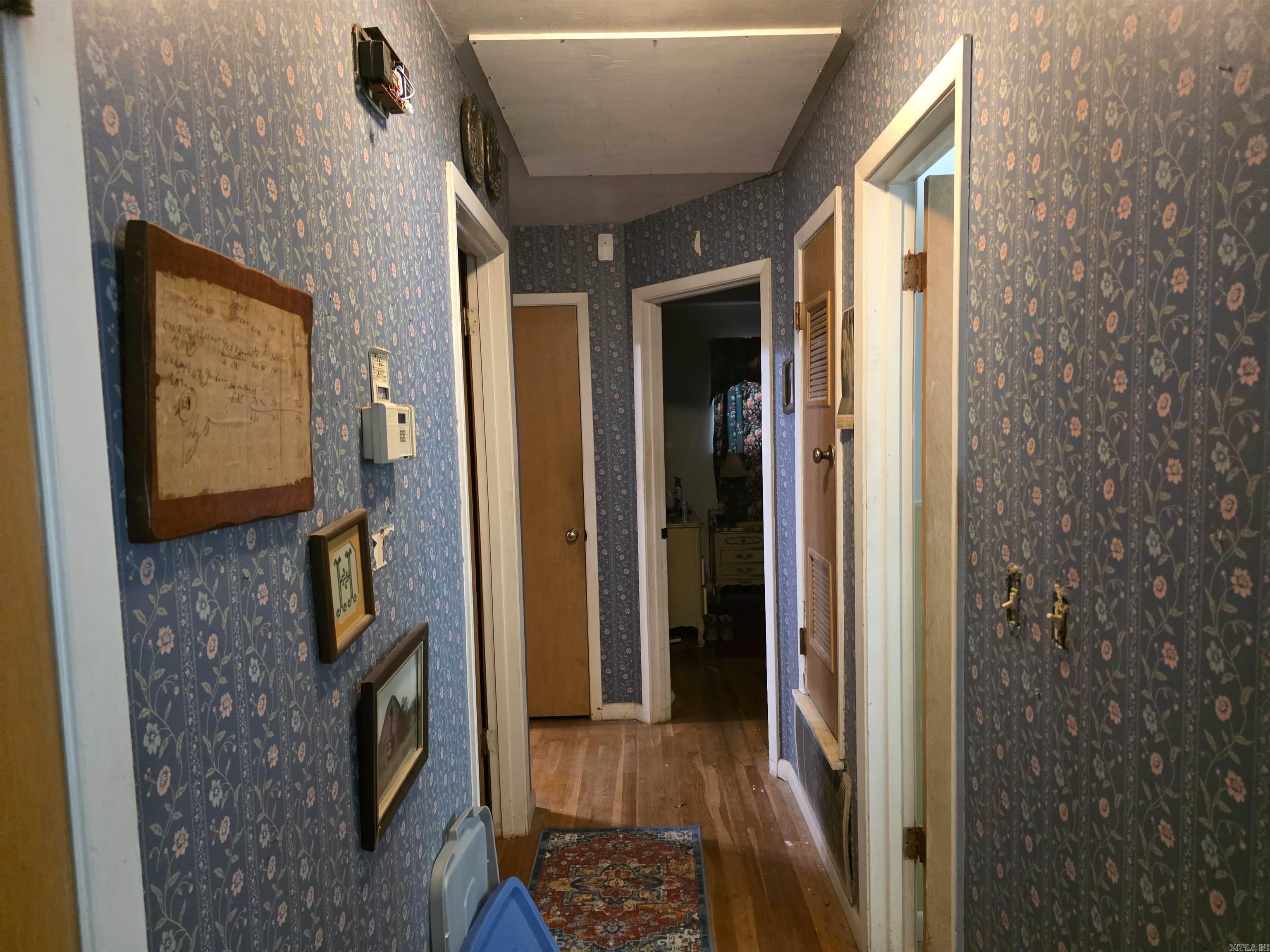 BELMONT - Residential