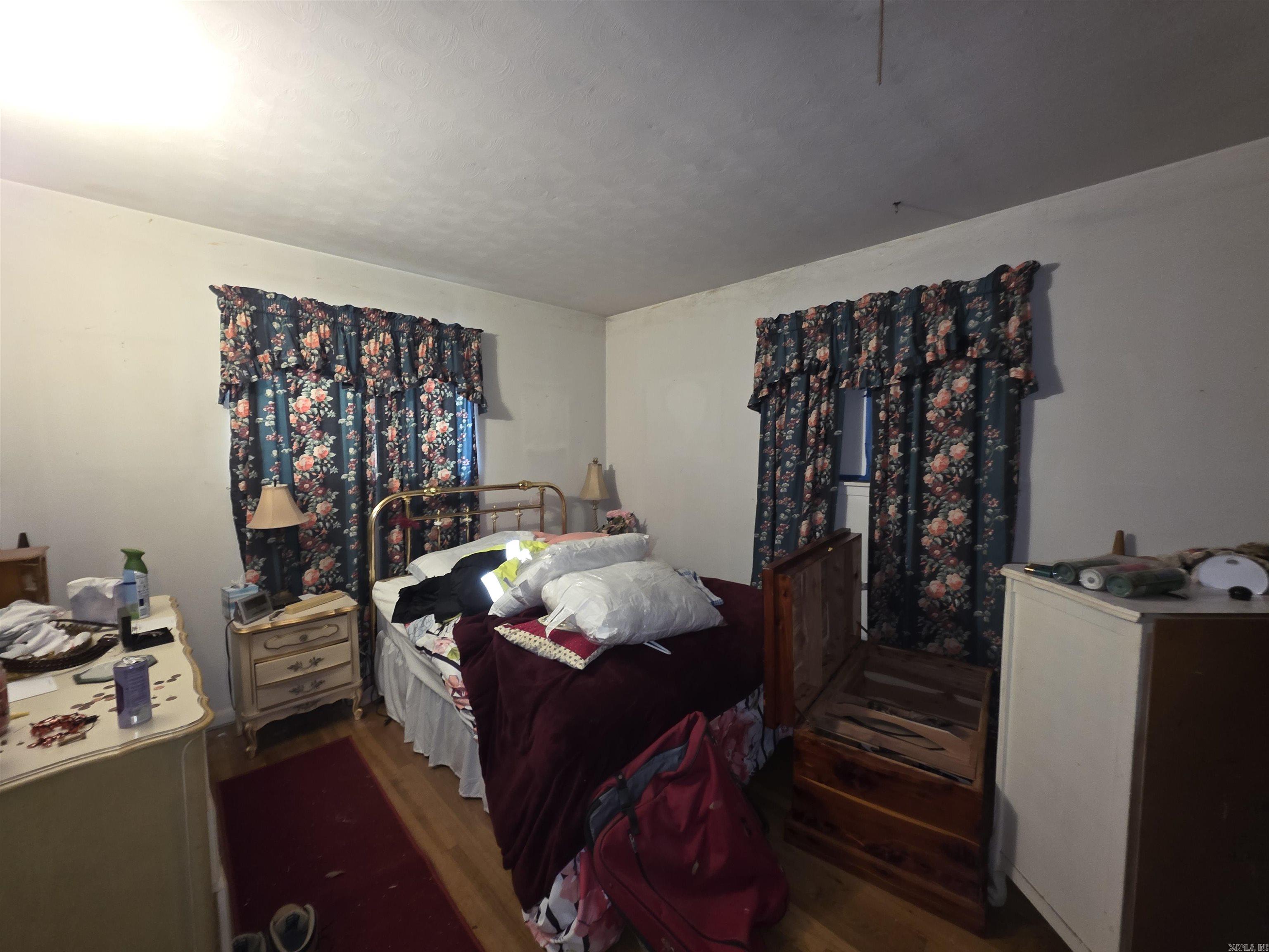 BELMONT - Residential