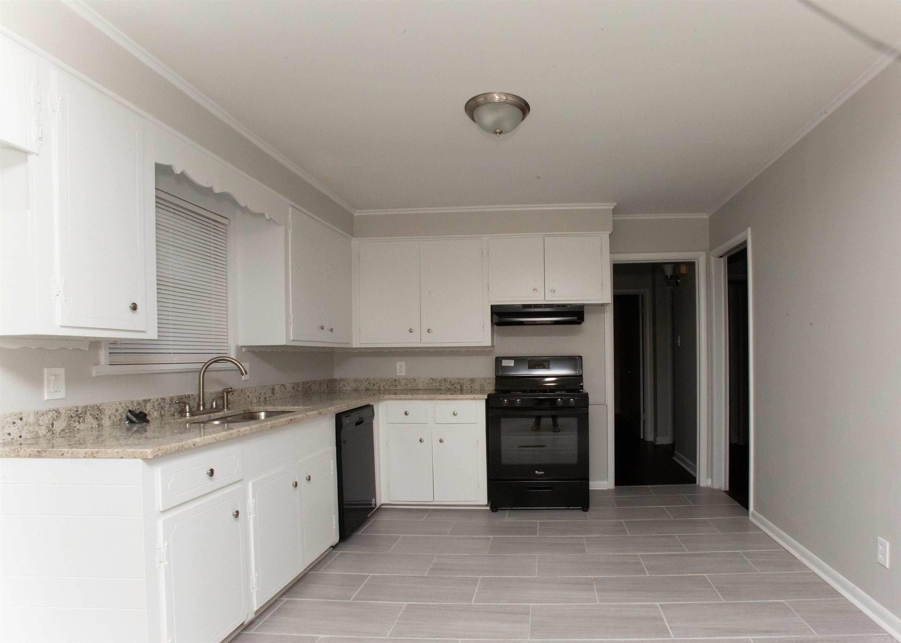 MEADOWLANE ADDN - Residential