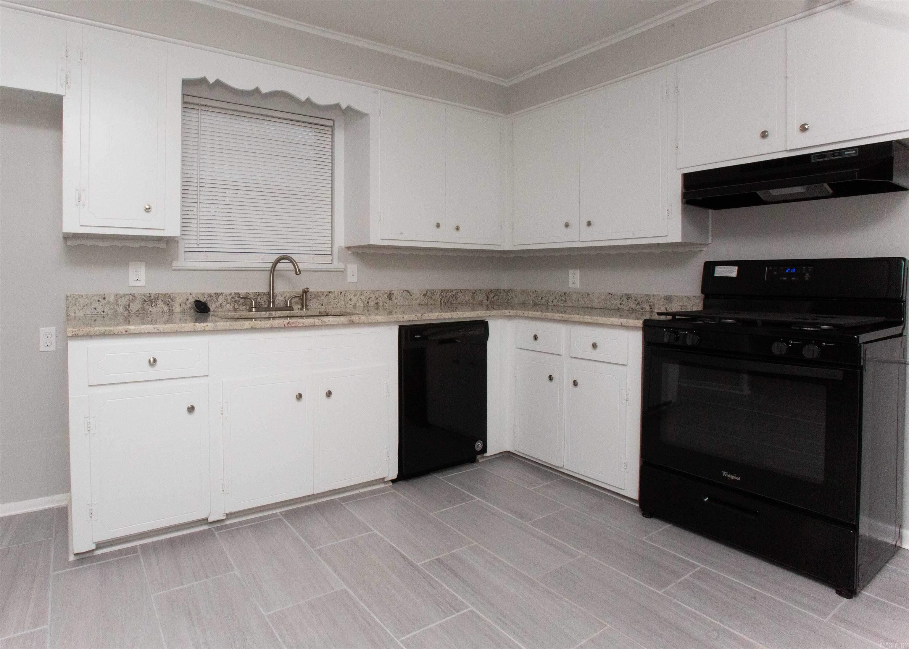 MEADOWLANE ADDN - Residential