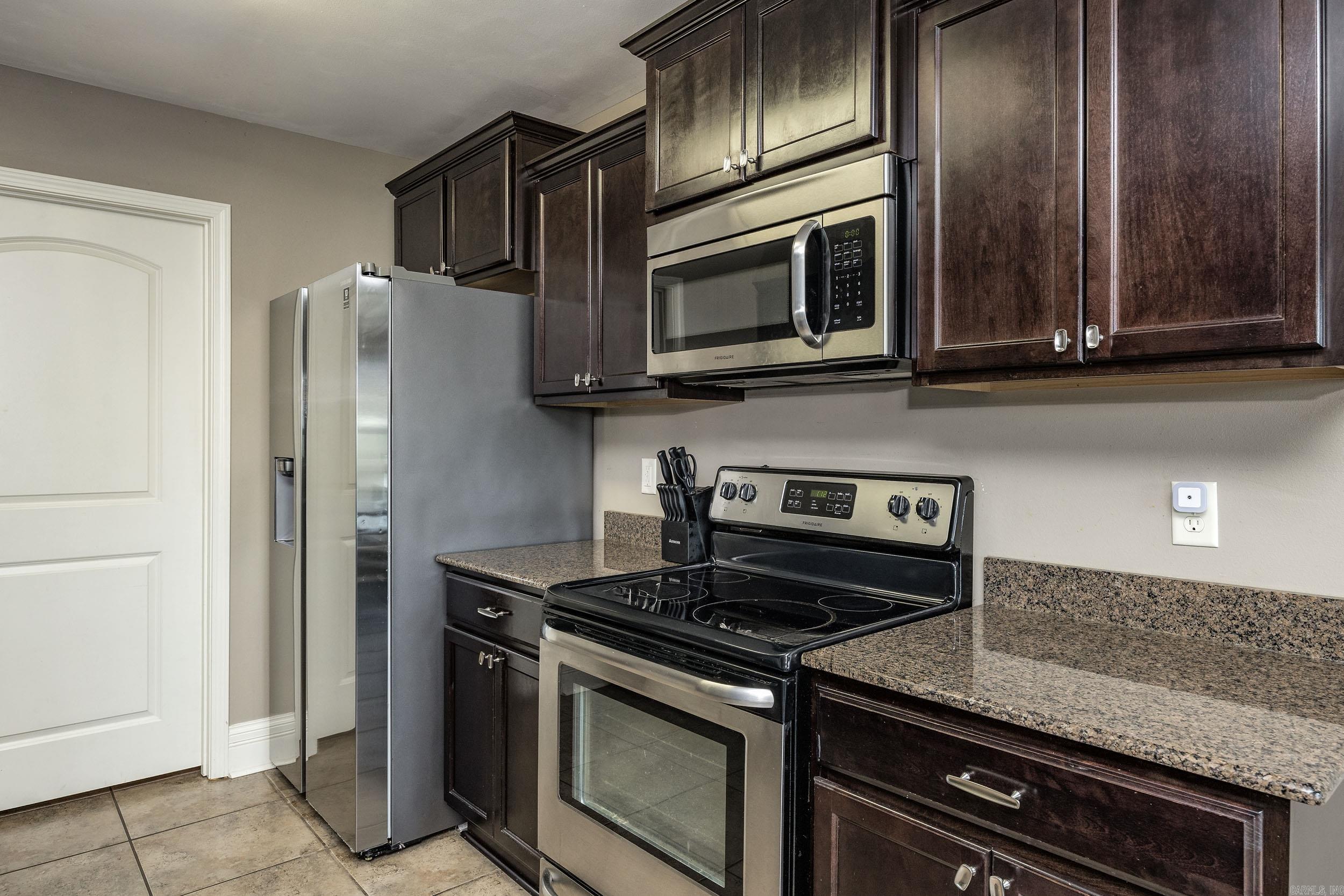 NORTH HAVEN - Residential