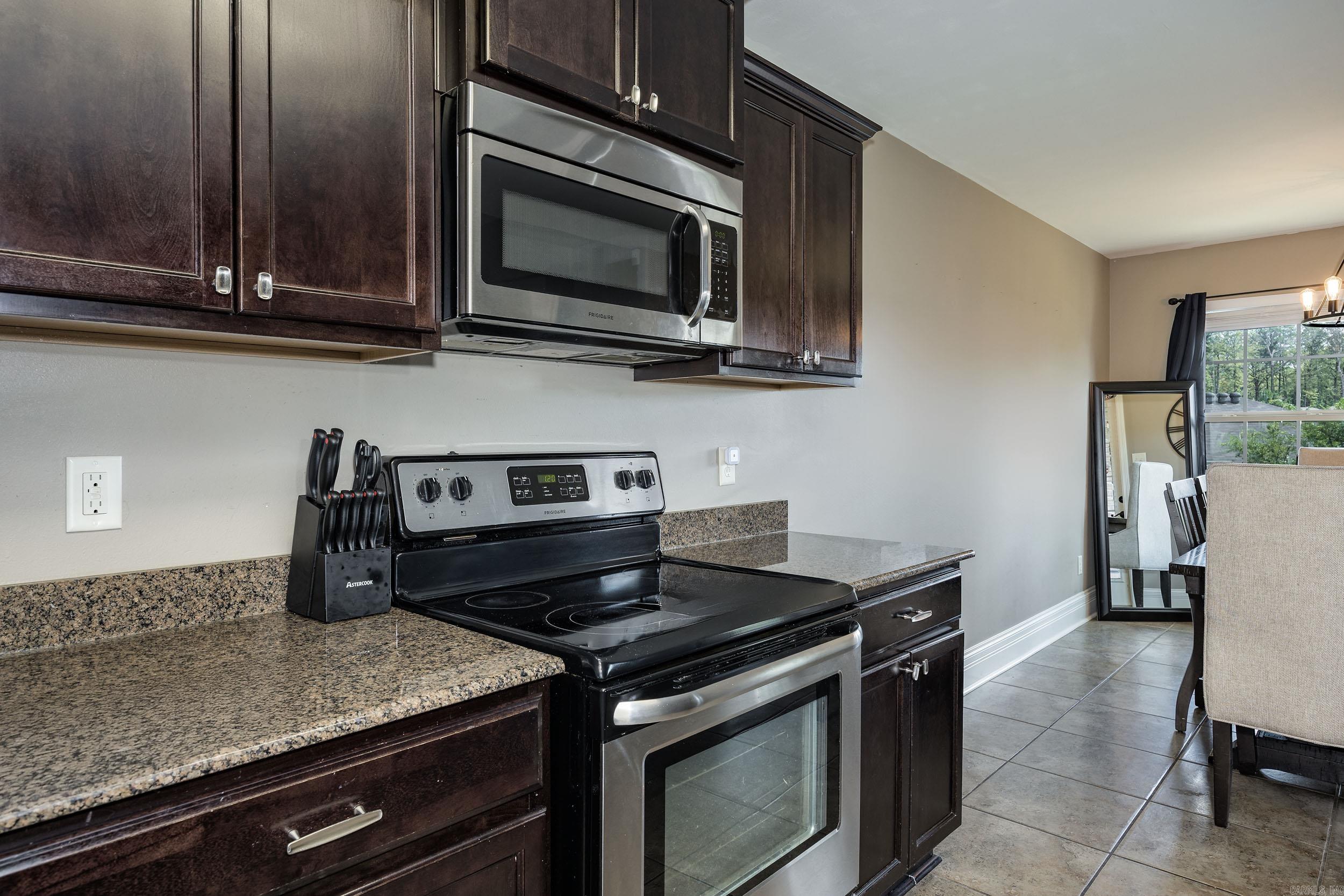 NORTH HAVEN - Residential