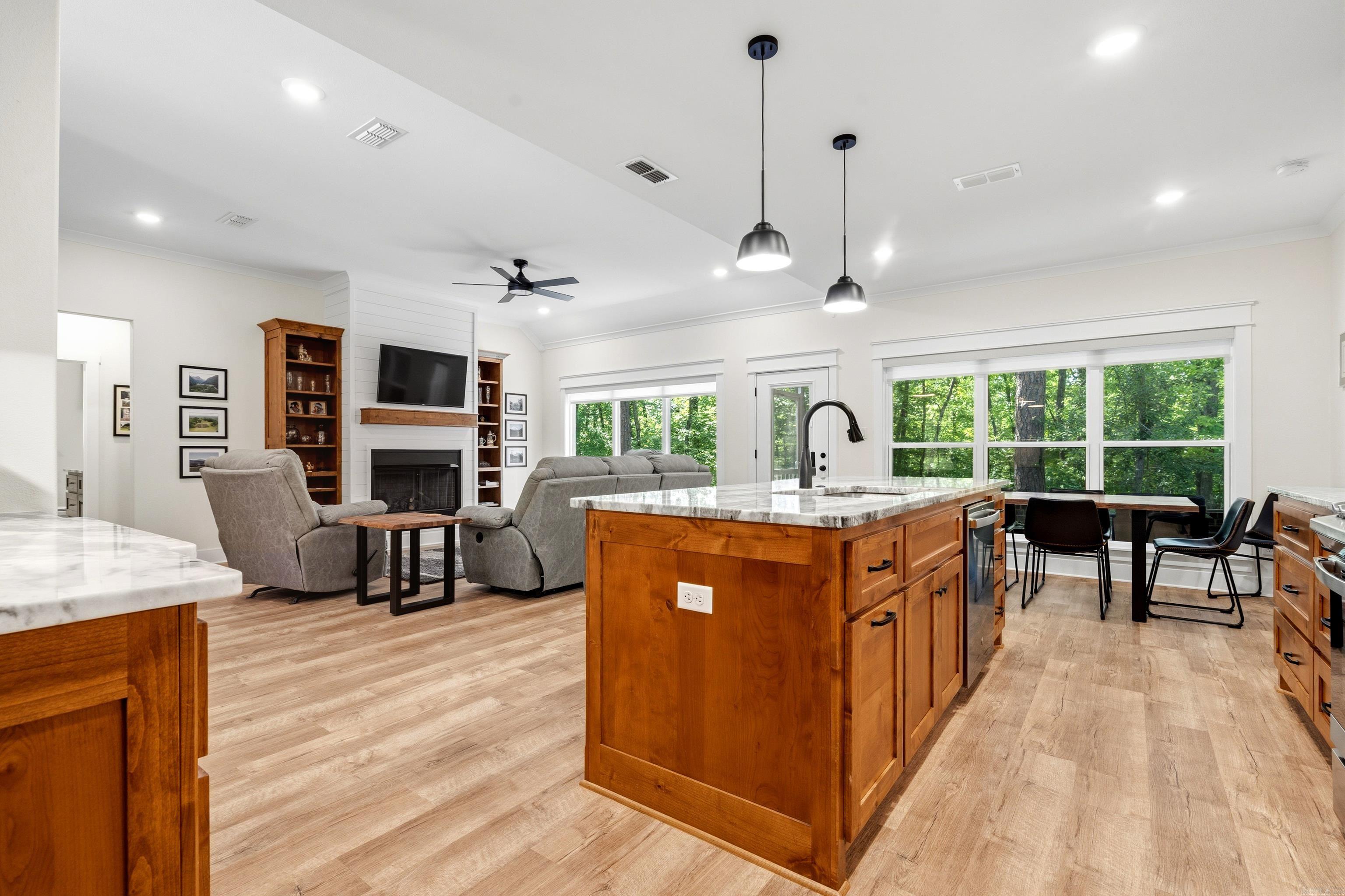 ESTRELLA - Residential