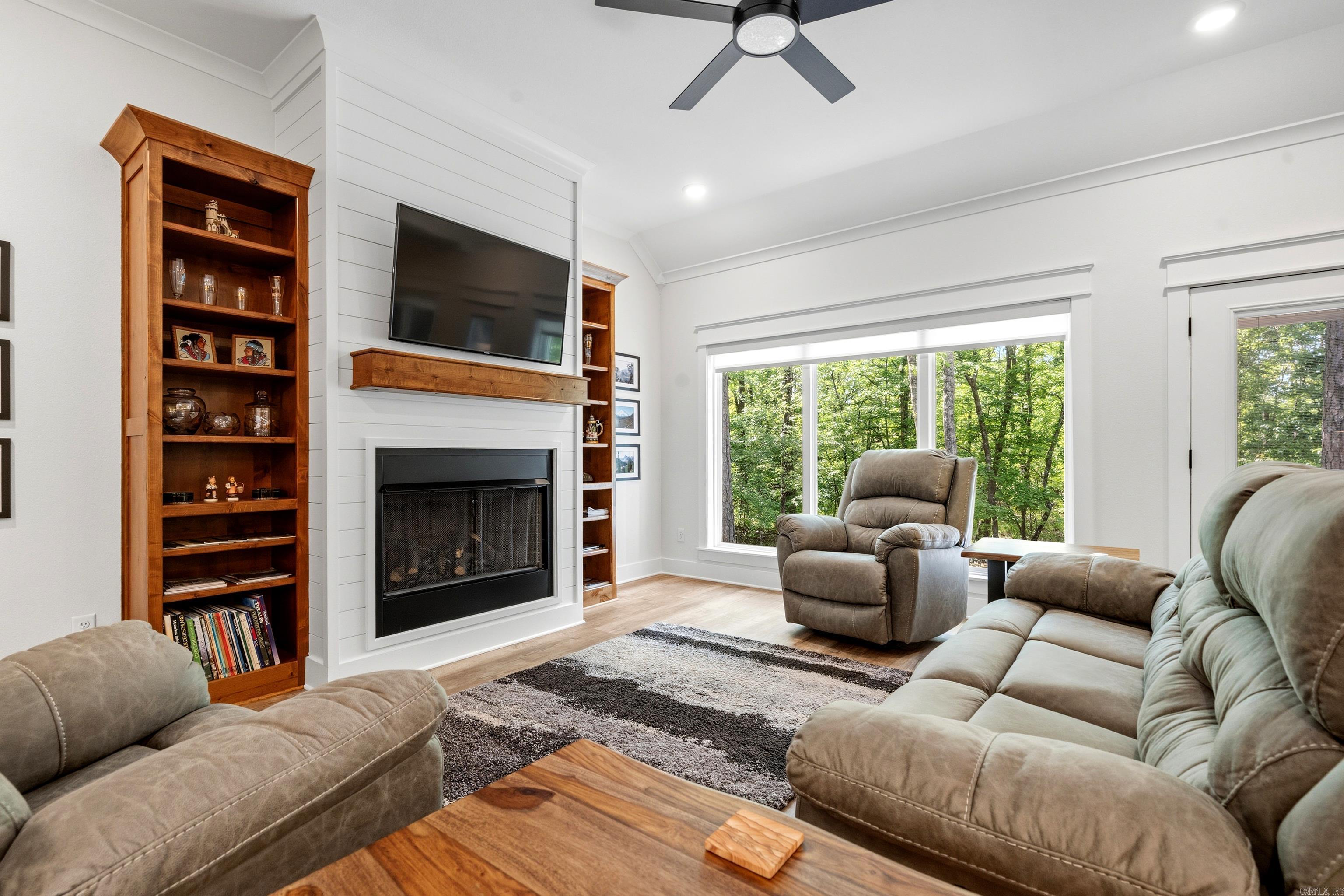 ESTRELLA - Residential