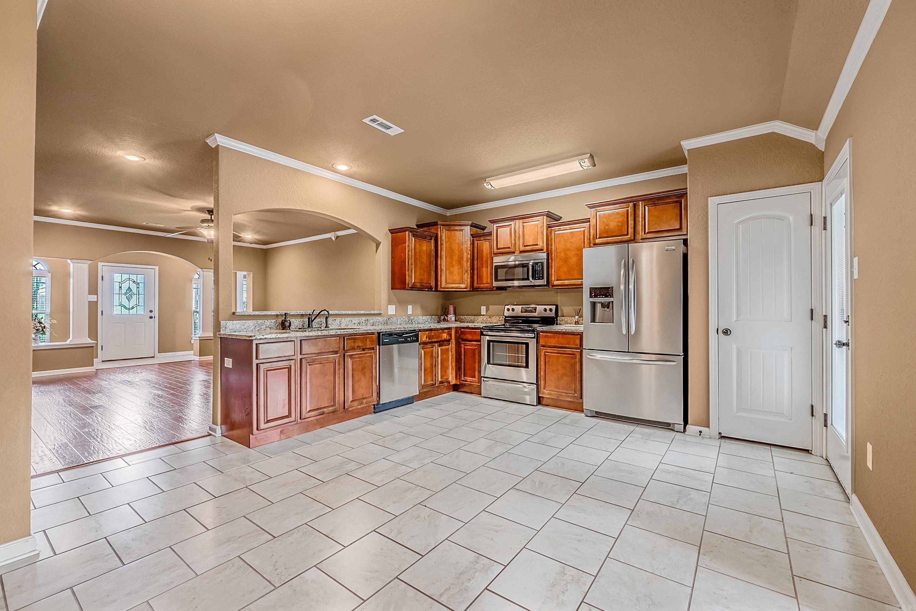 NORTH HILLS - Residential