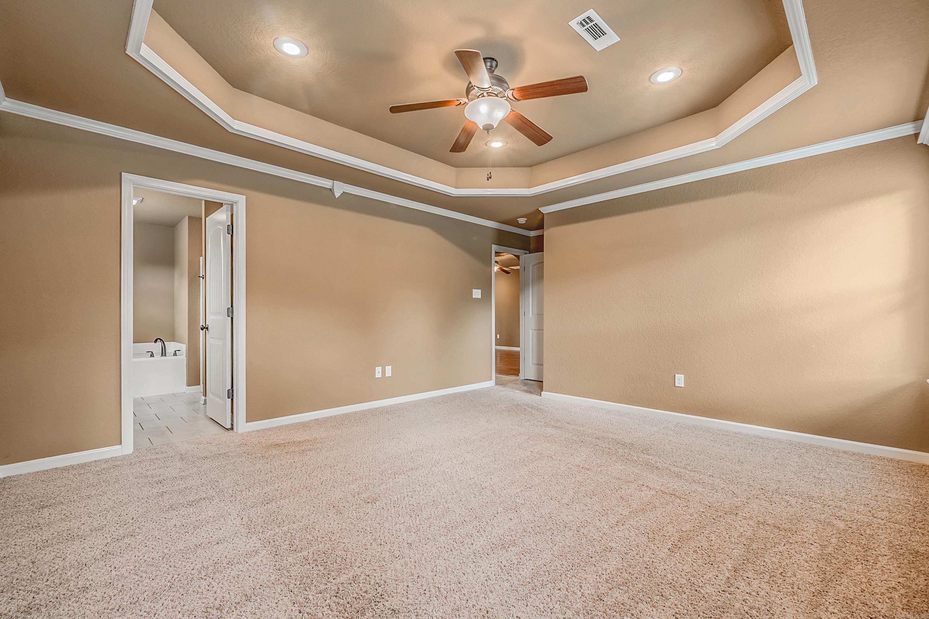 NORTH HILLS - Residential