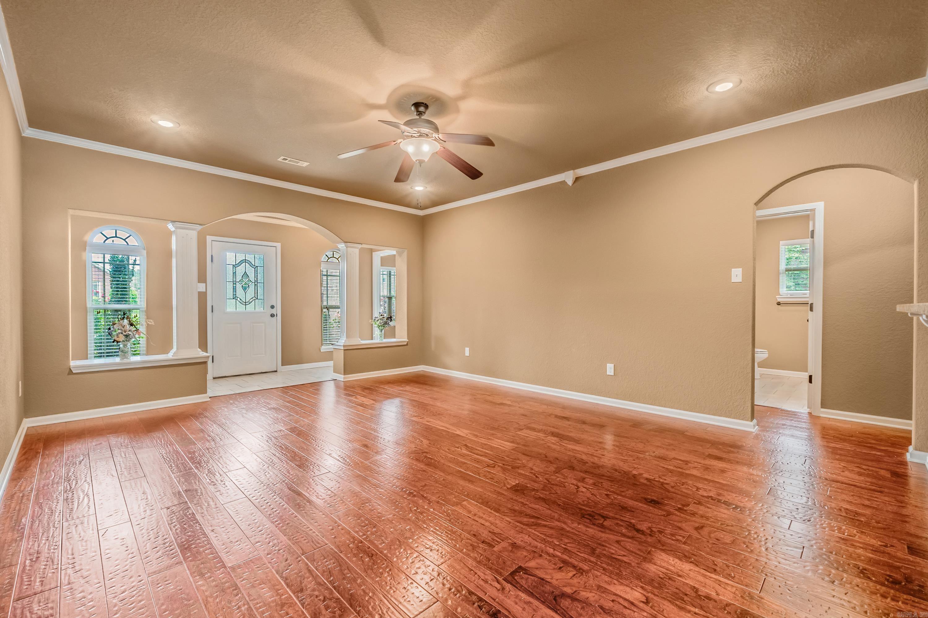 NORTH HILLS - Residential