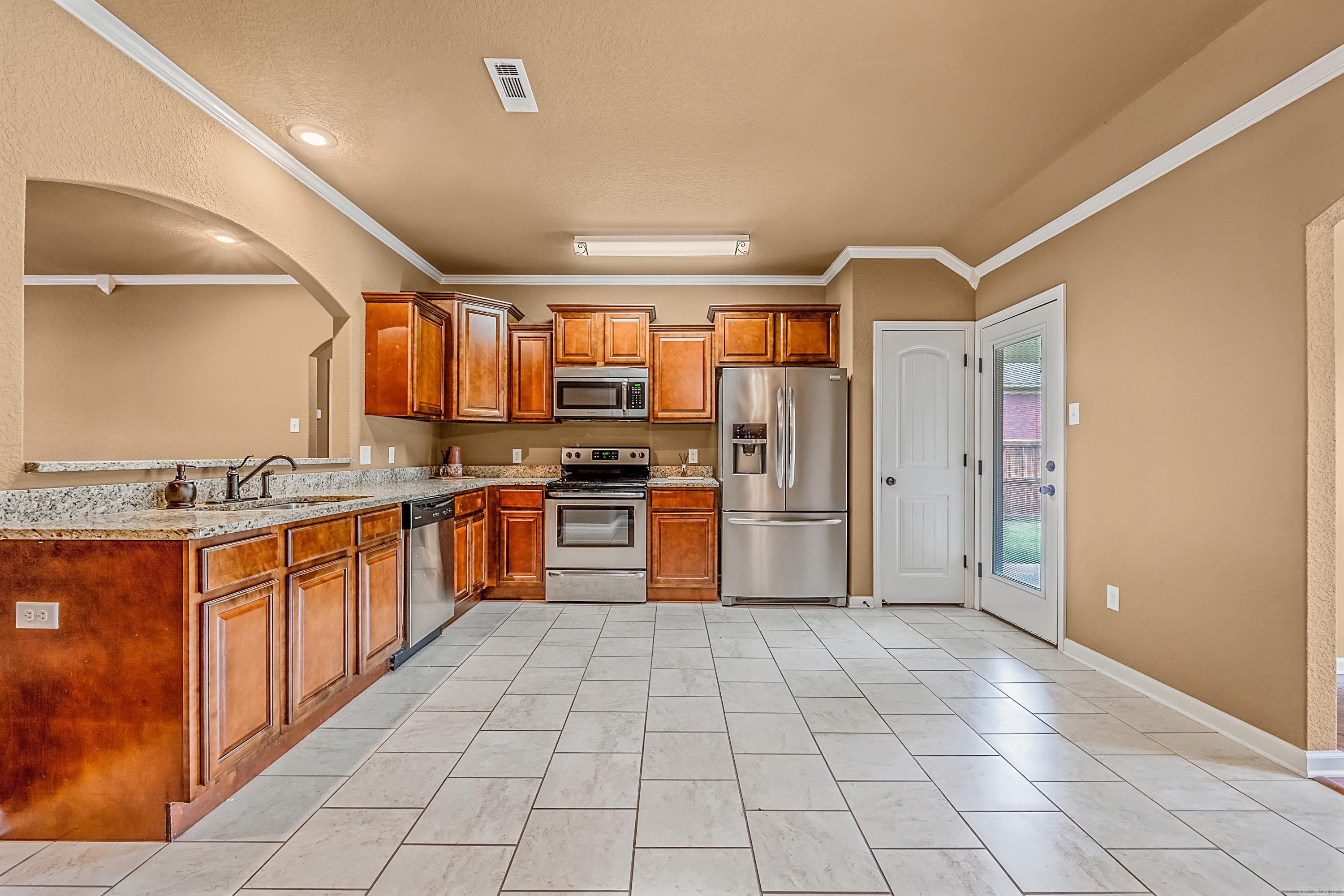 NORTH HILLS - Residential