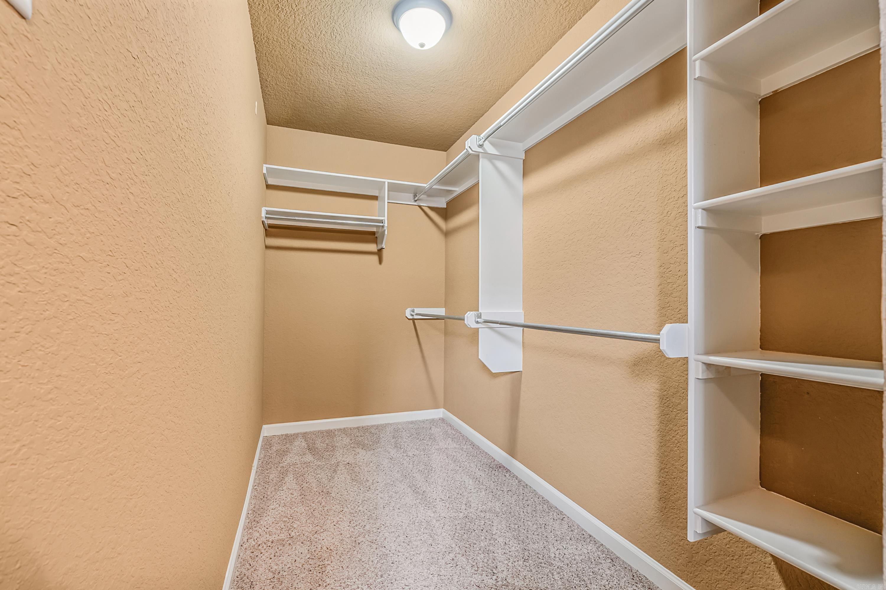 NORTH HILLS - Residential