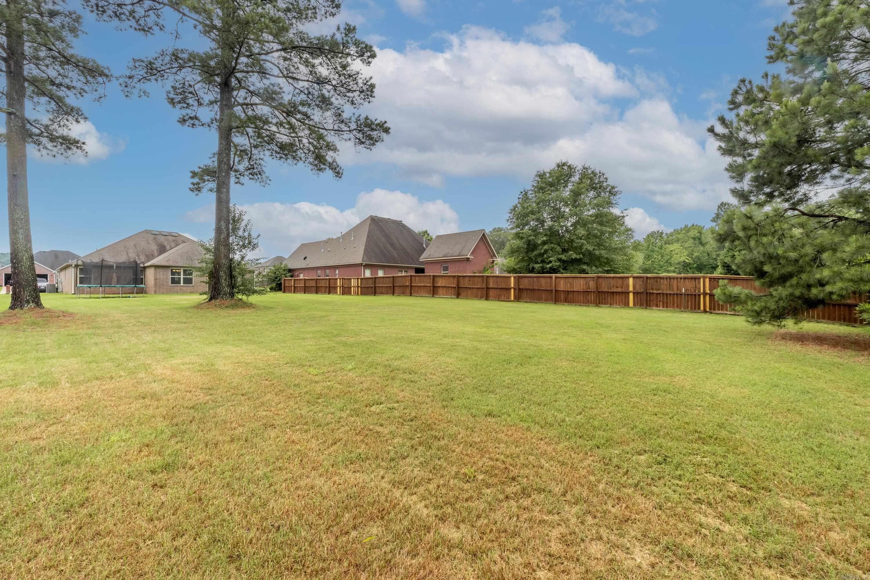 NORTH HILLS - Residential