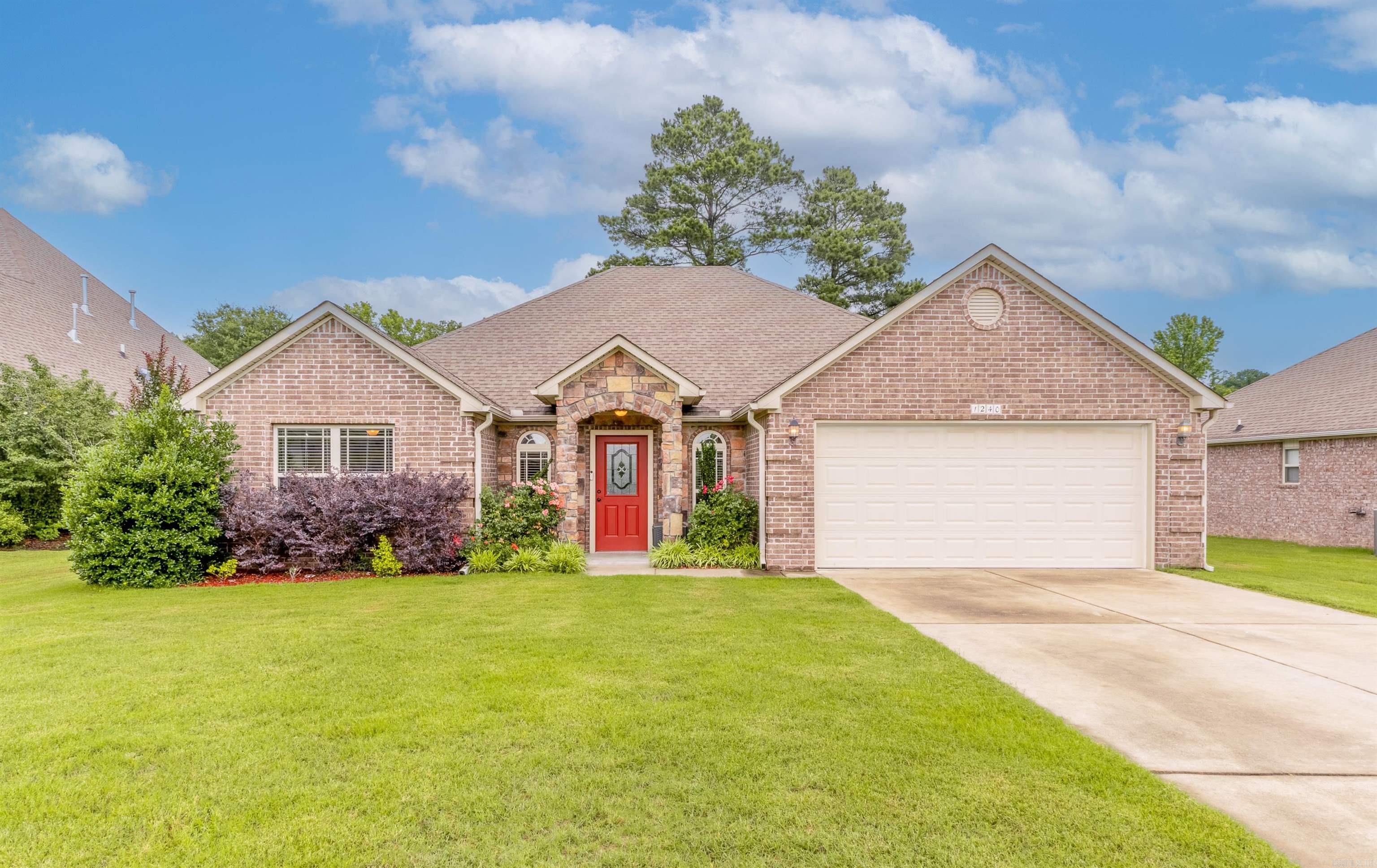 NORTH HILLS - Residential