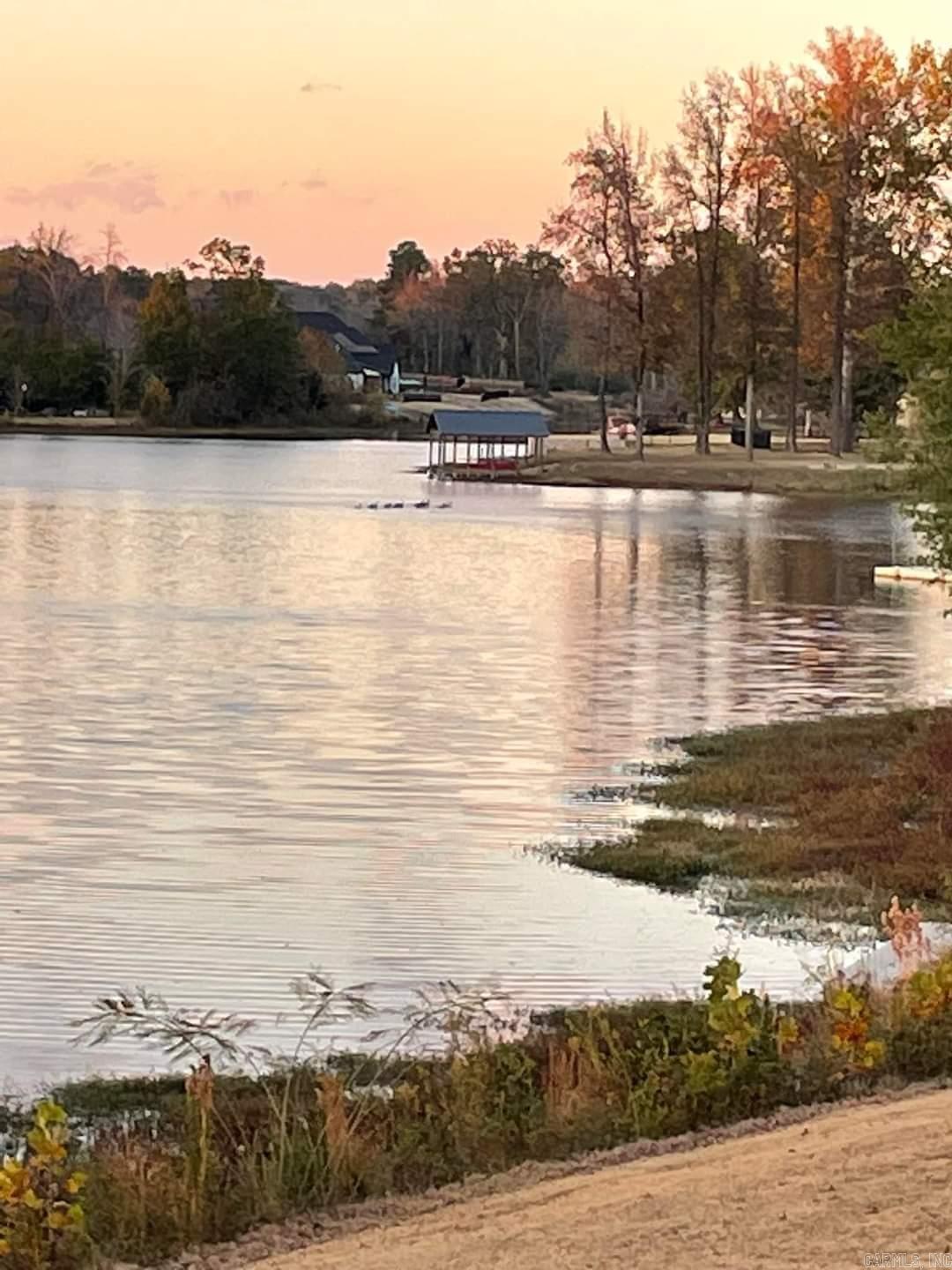 Severn Landing @ Hurricane Lake - Land