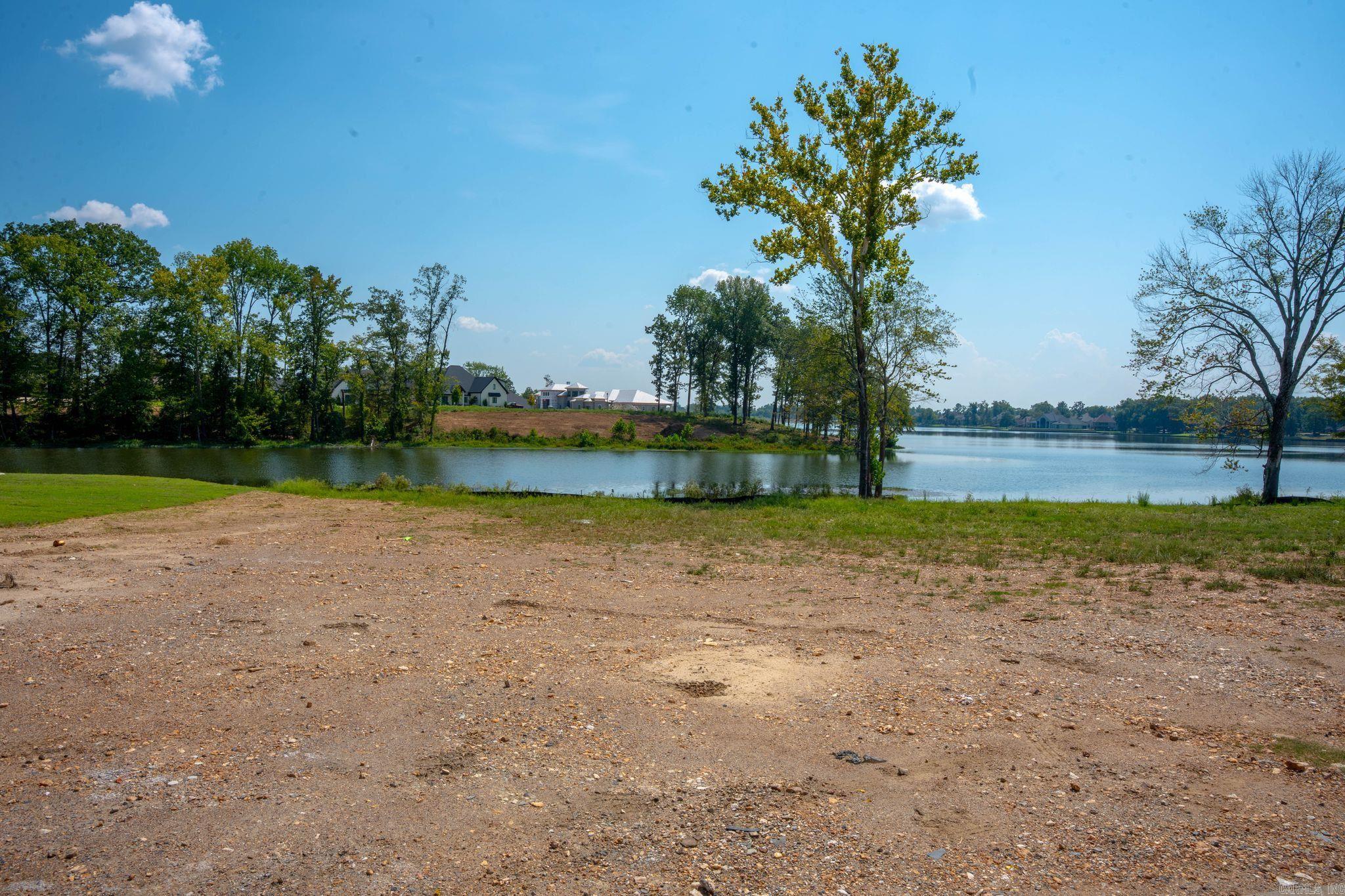 Severn Landing @ Hurricane Lake - Land