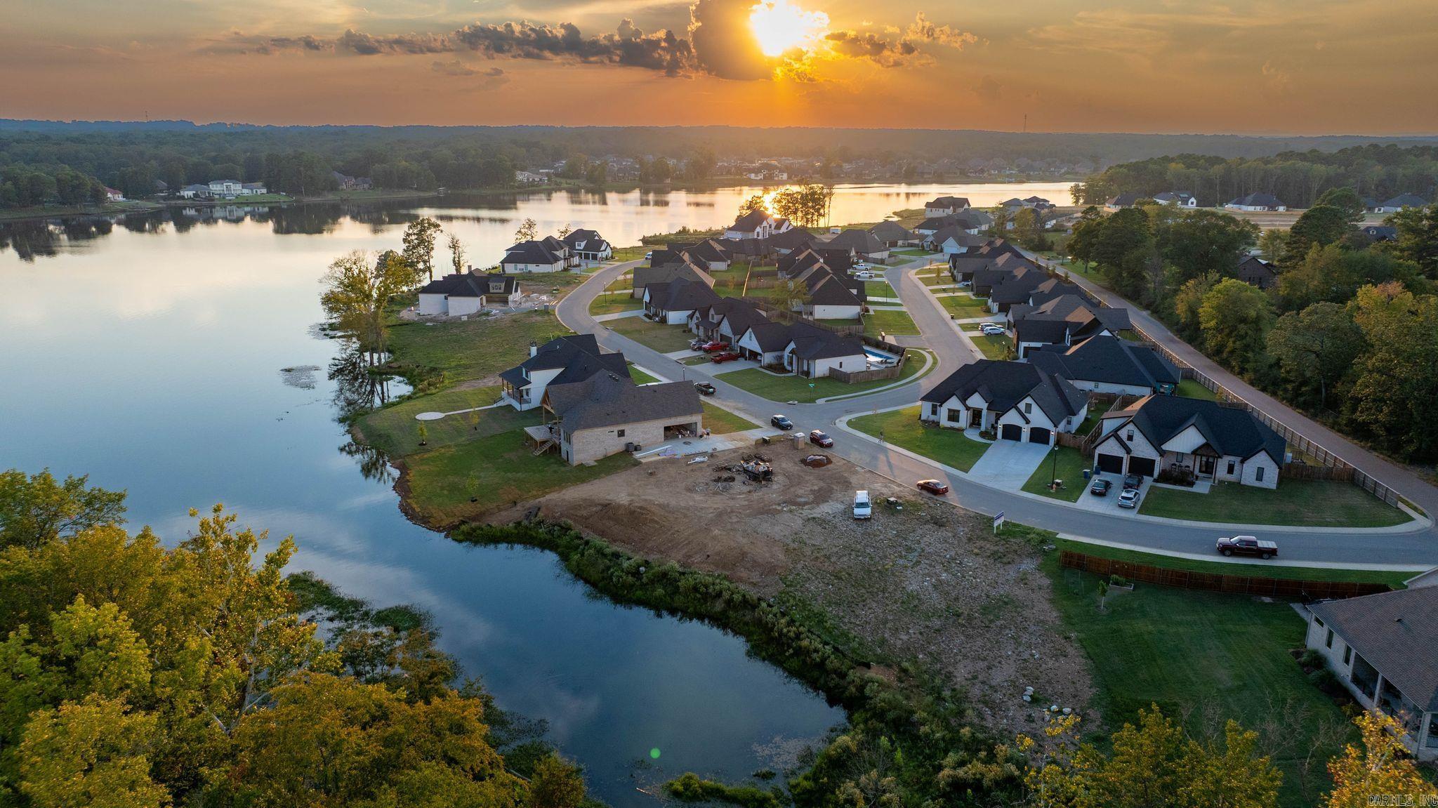 Severn Landing @ Hurricane Lake - Land