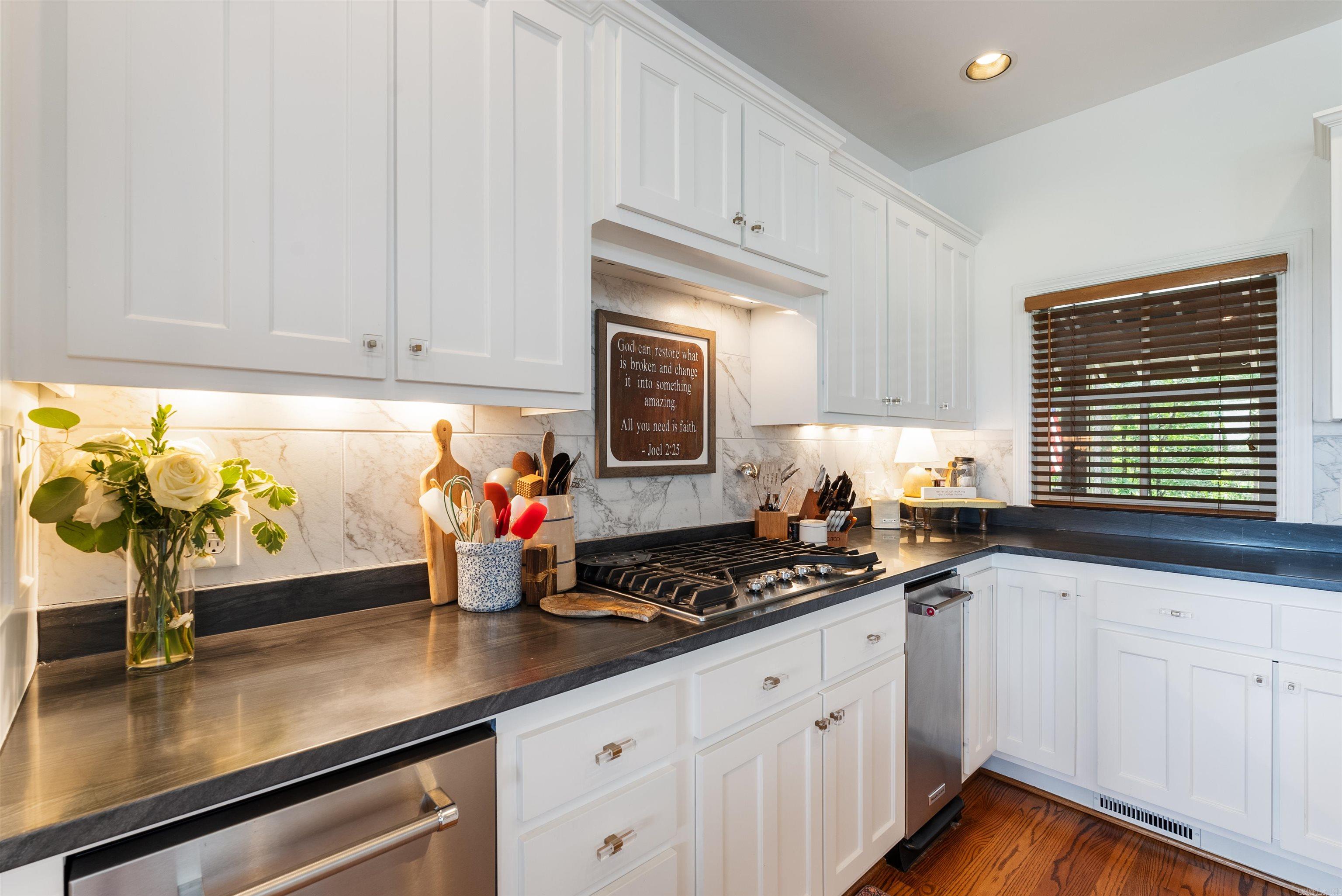 RIDGEFIELD ESTATES - Residential