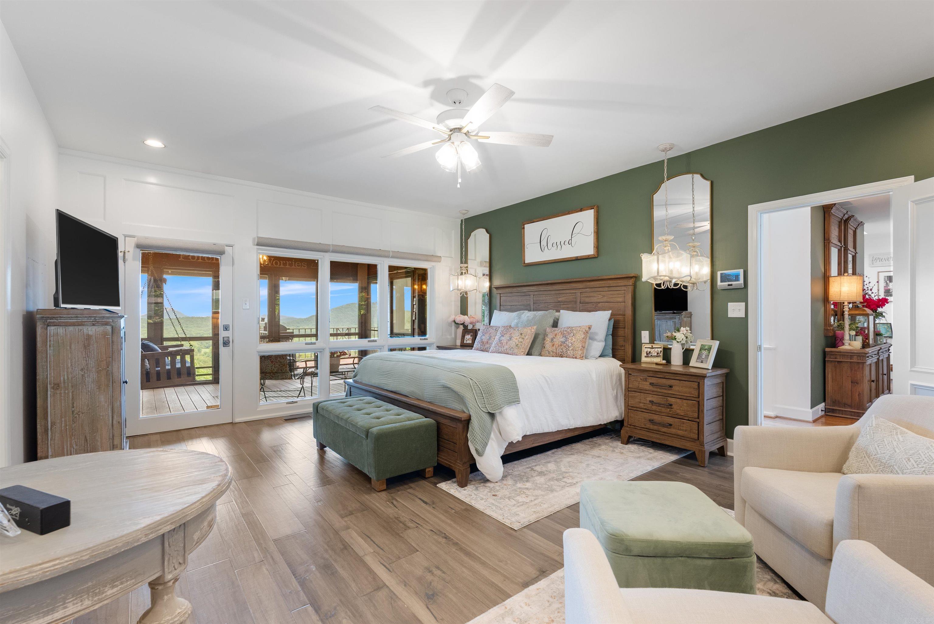 RIDGEFIELD ESTATES - Residential