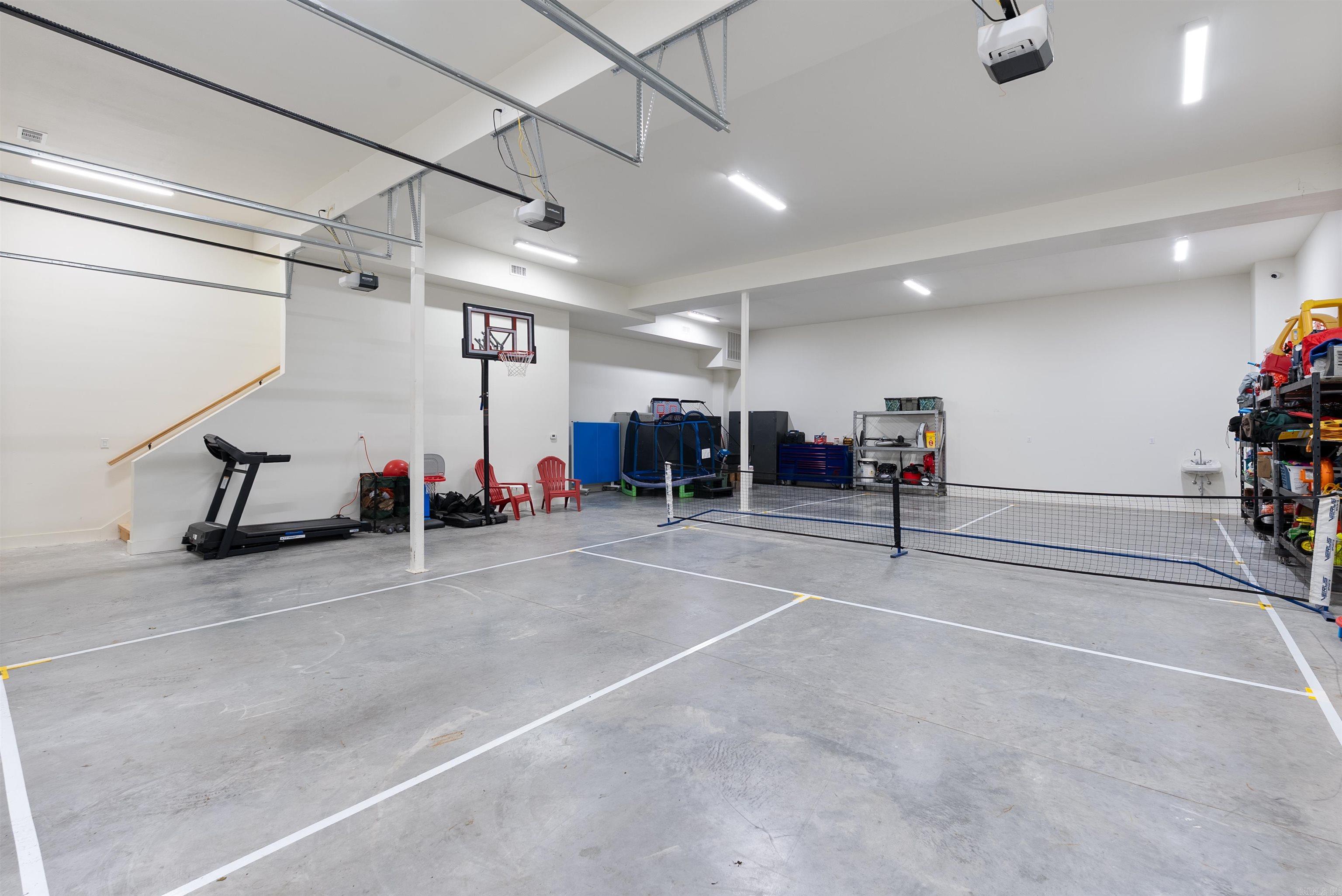 RIDGEFIELD ESTATES - Residential