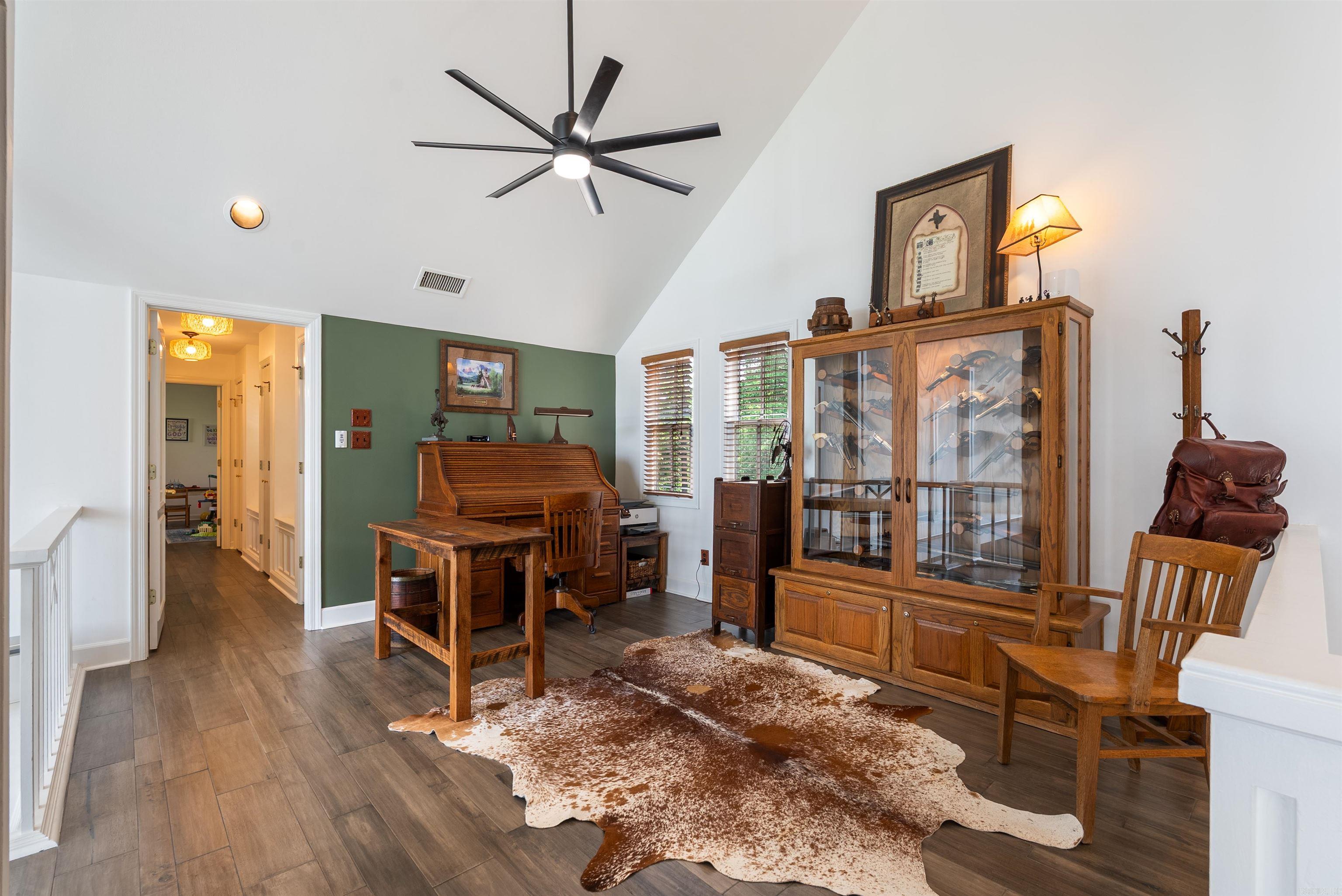 RIDGEFIELD ESTATES - Residential