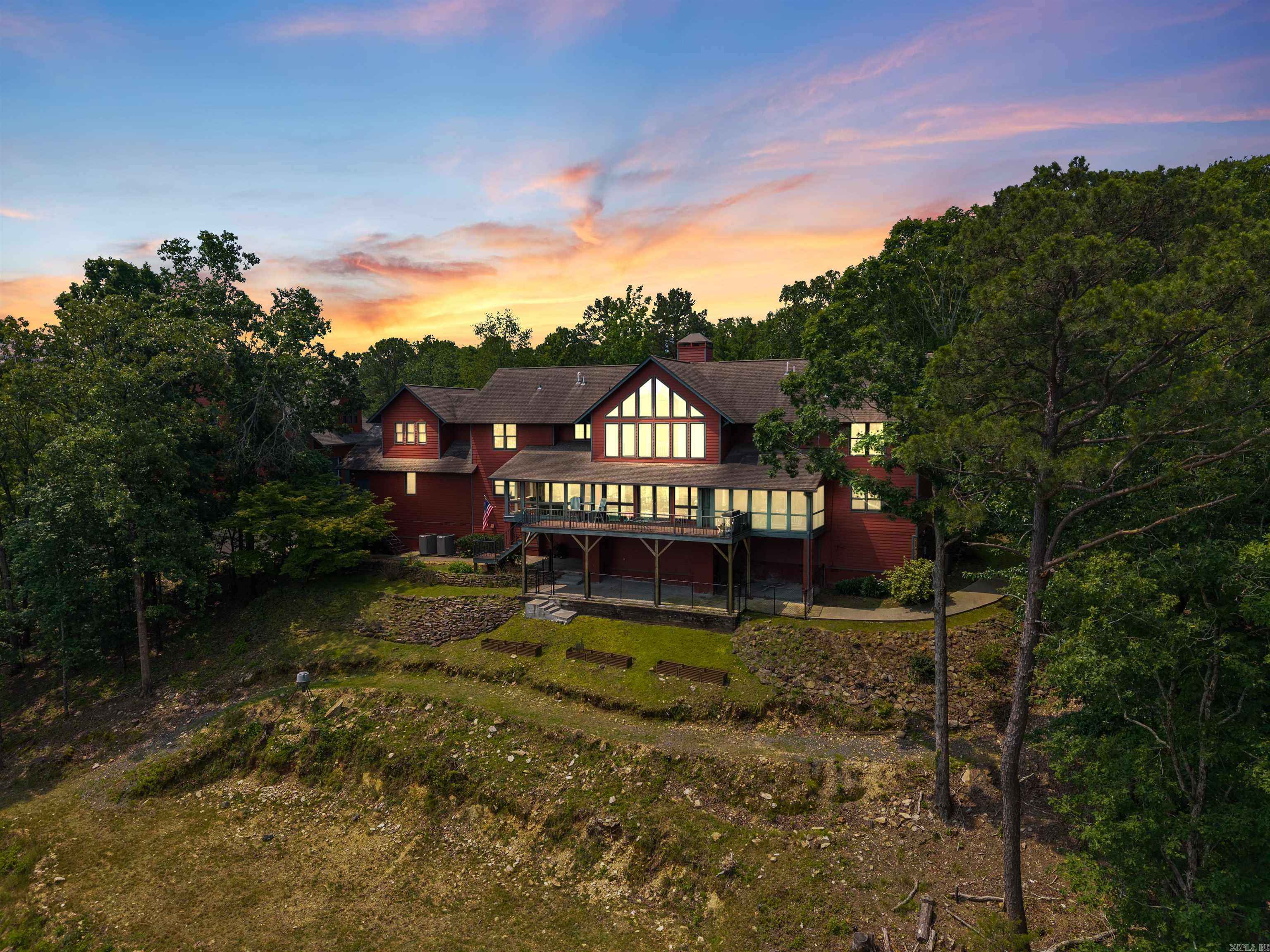 RIDGEFIELD ESTATES - Residential