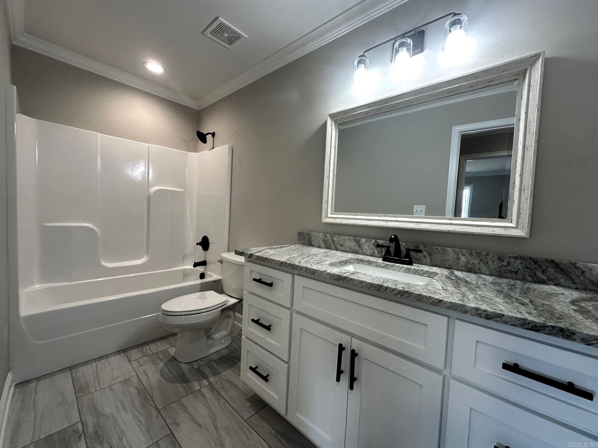 PINEWOOD ESTATES - Residential